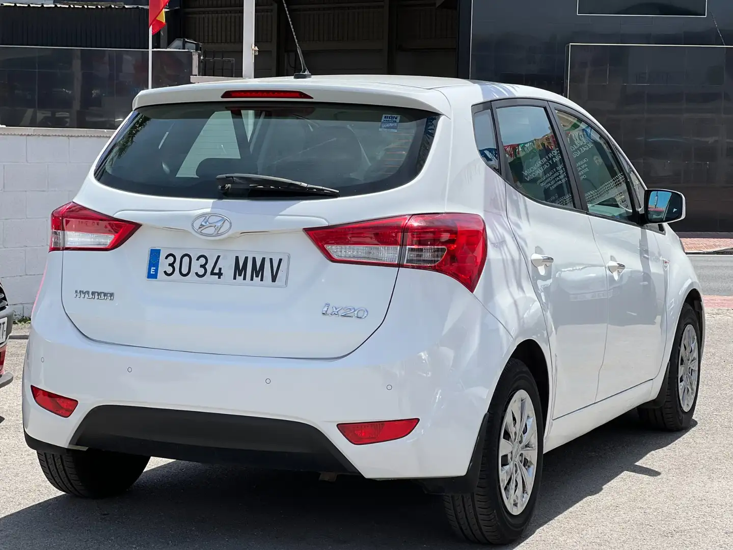 Hyundai iX20 1.6i Tecno AT Blanco - 2
