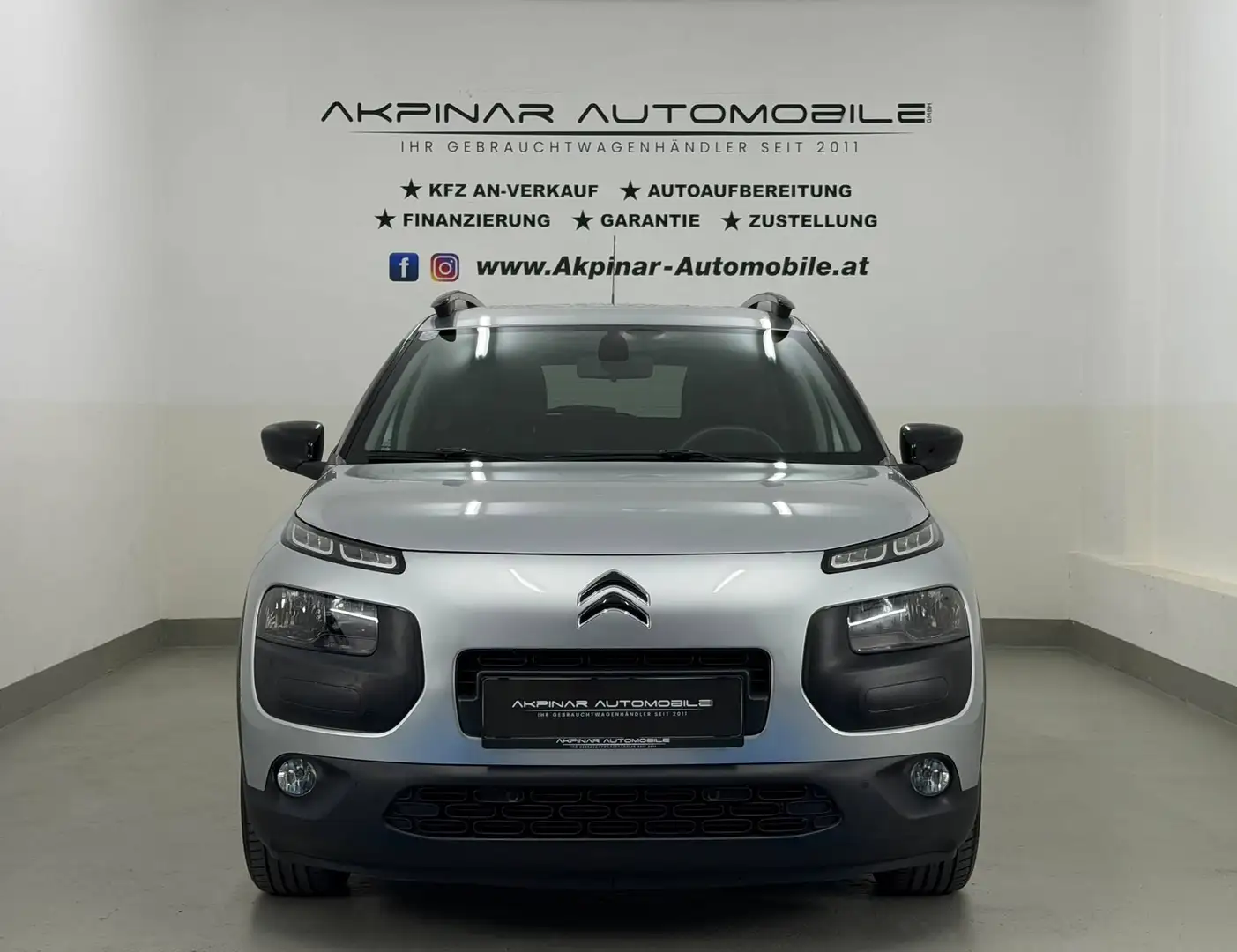Citroen C4 Cactus 1,2 PureTech Shine NAVI - LED - R-KAMERA Grau - 2