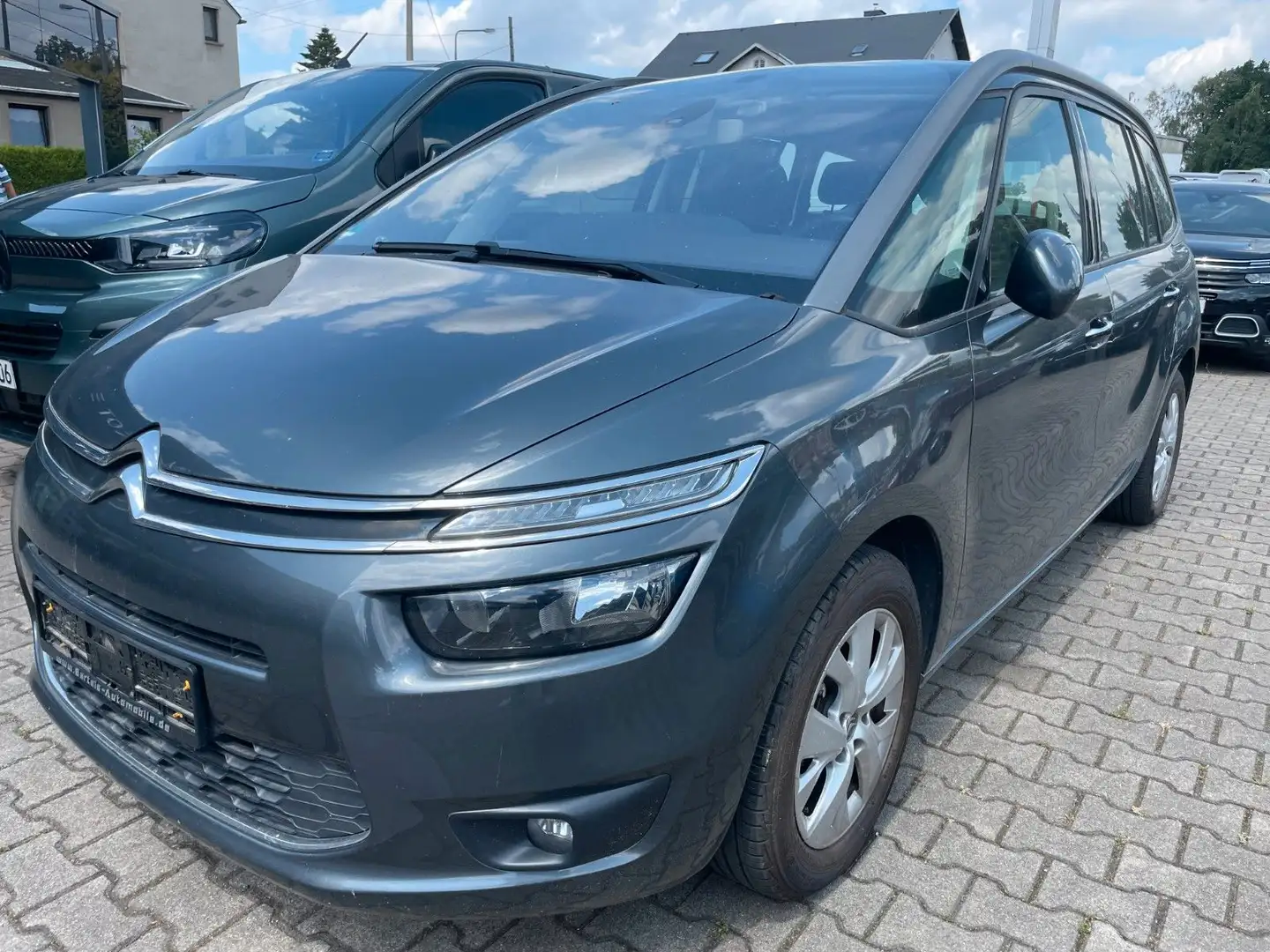 Citroen Grand C4 Picasso e-HDi 115 ETG6 Grau - 1