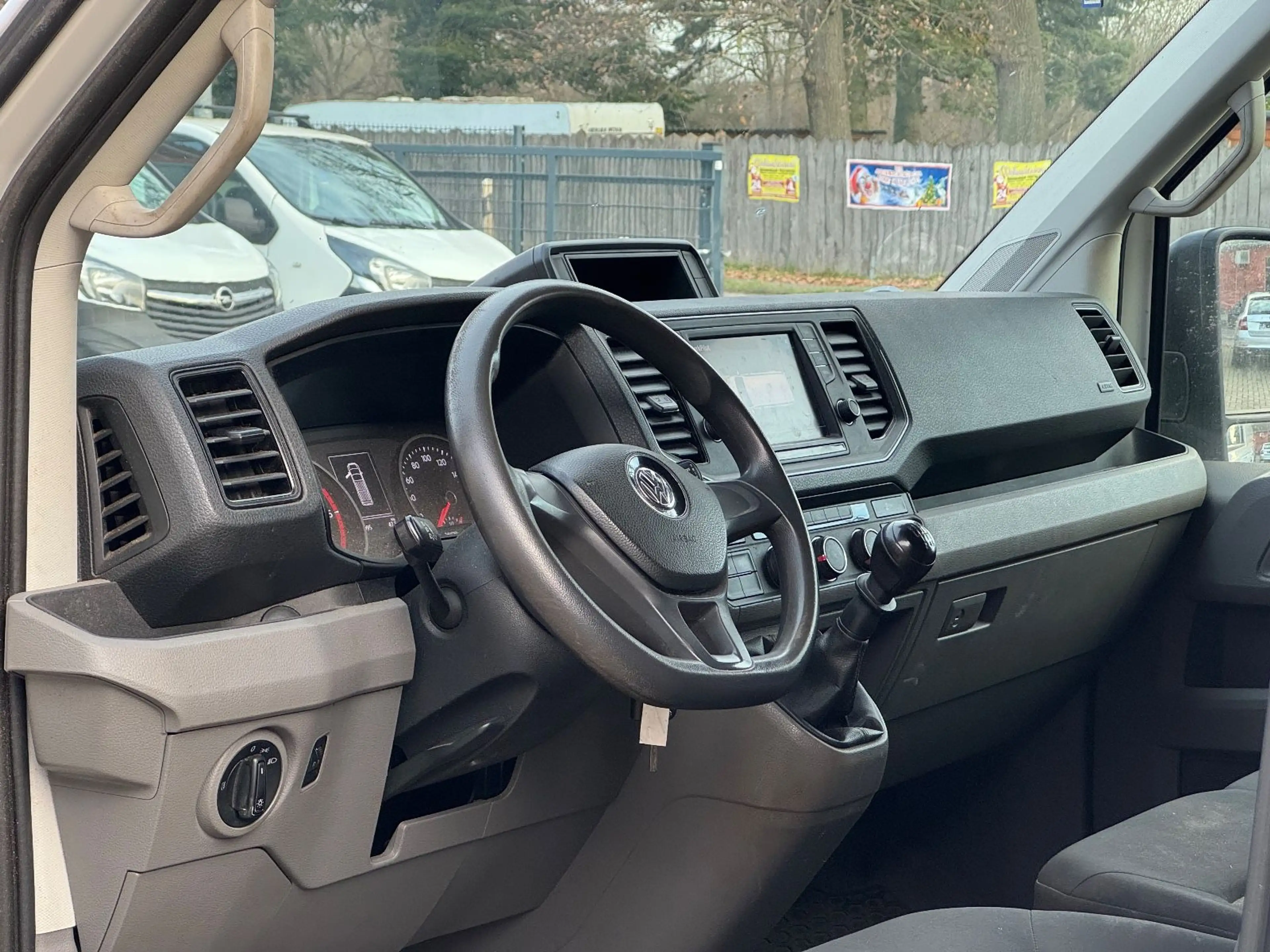 Volkswagen Crafter 2.0TDI Kasten 35 mittellang Hochdach FWD — photo 11