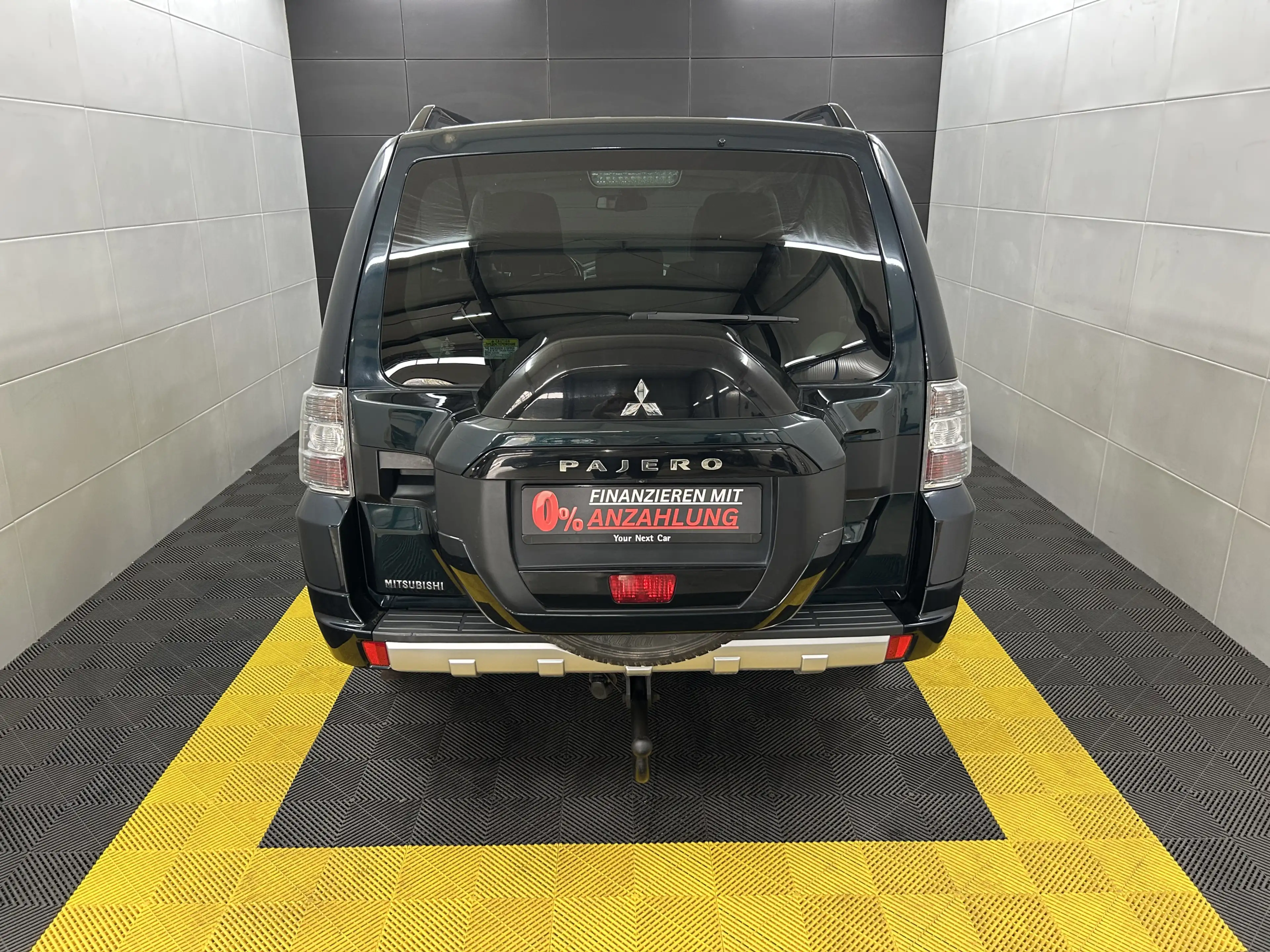 Mitsubishi Pajero 3.2 DI-D Edition 100 7 Sitzer+Xenon+DAB — photo 6