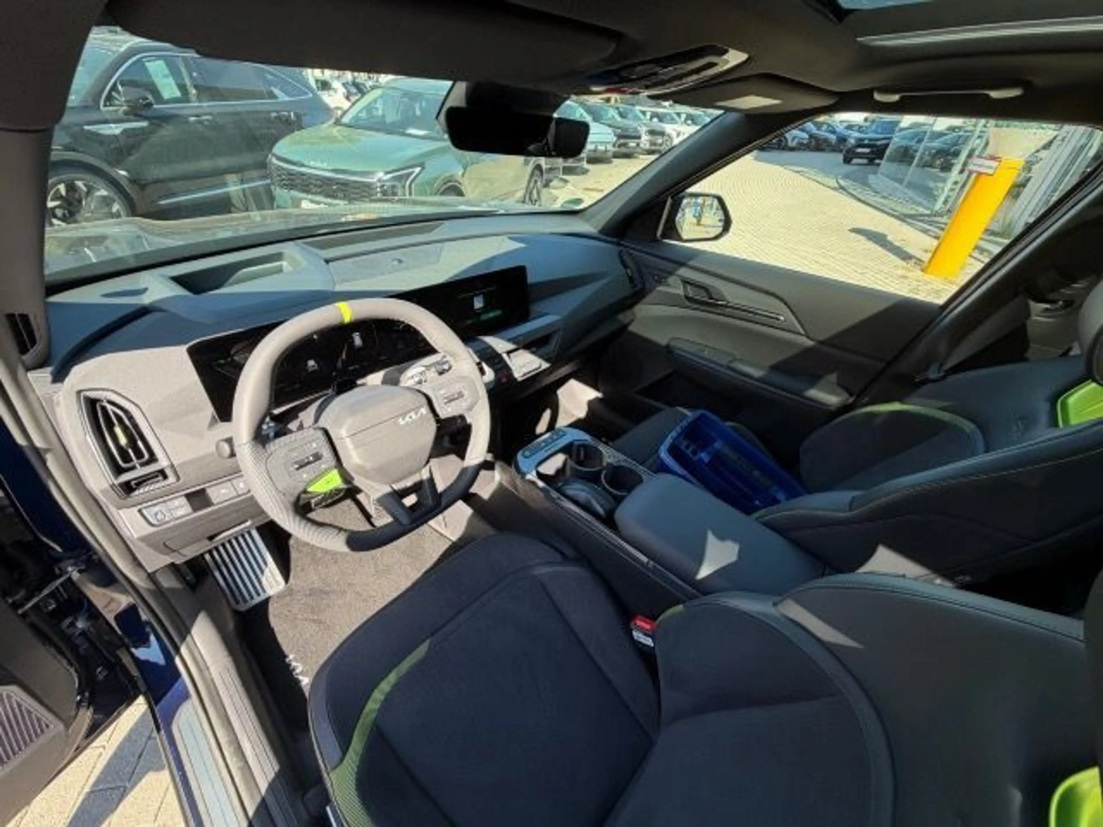 Kia EV5 GT 81,4 kWh ALLRAD AUTOMATIK GLASDACH — photo 14