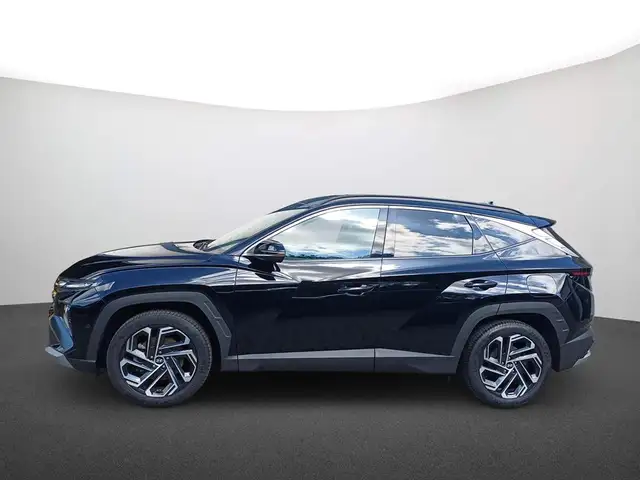 Hyundai Tucson view 4
