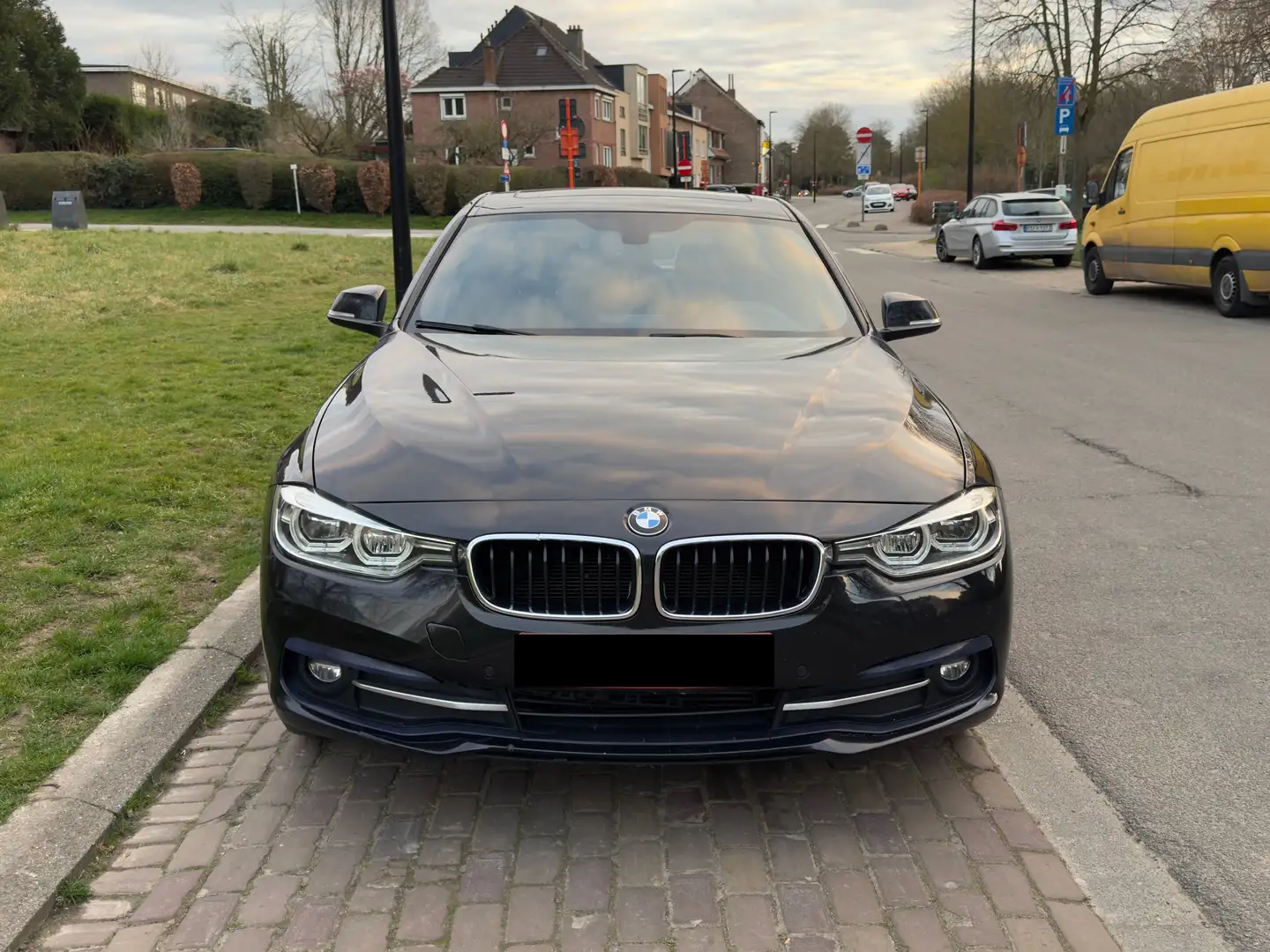 BMW 316 316 d Noir - 1
