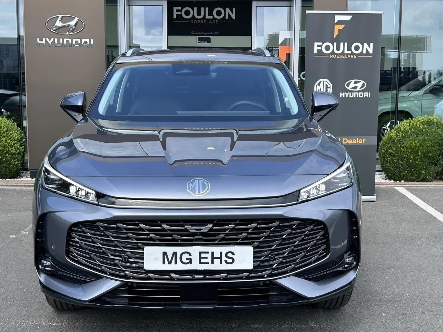 MG EHS Model 2025 1.5T Plug-in Luxury Grijs - 2