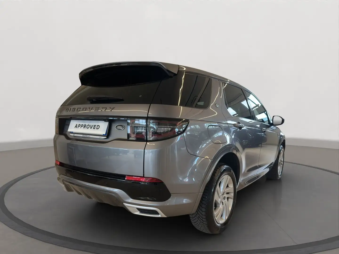 Land Rover Discovery Sport 2.0D I4-L.Flw 150 CV AWD Auto R-Dynamic S-Tetto Grigio - 2