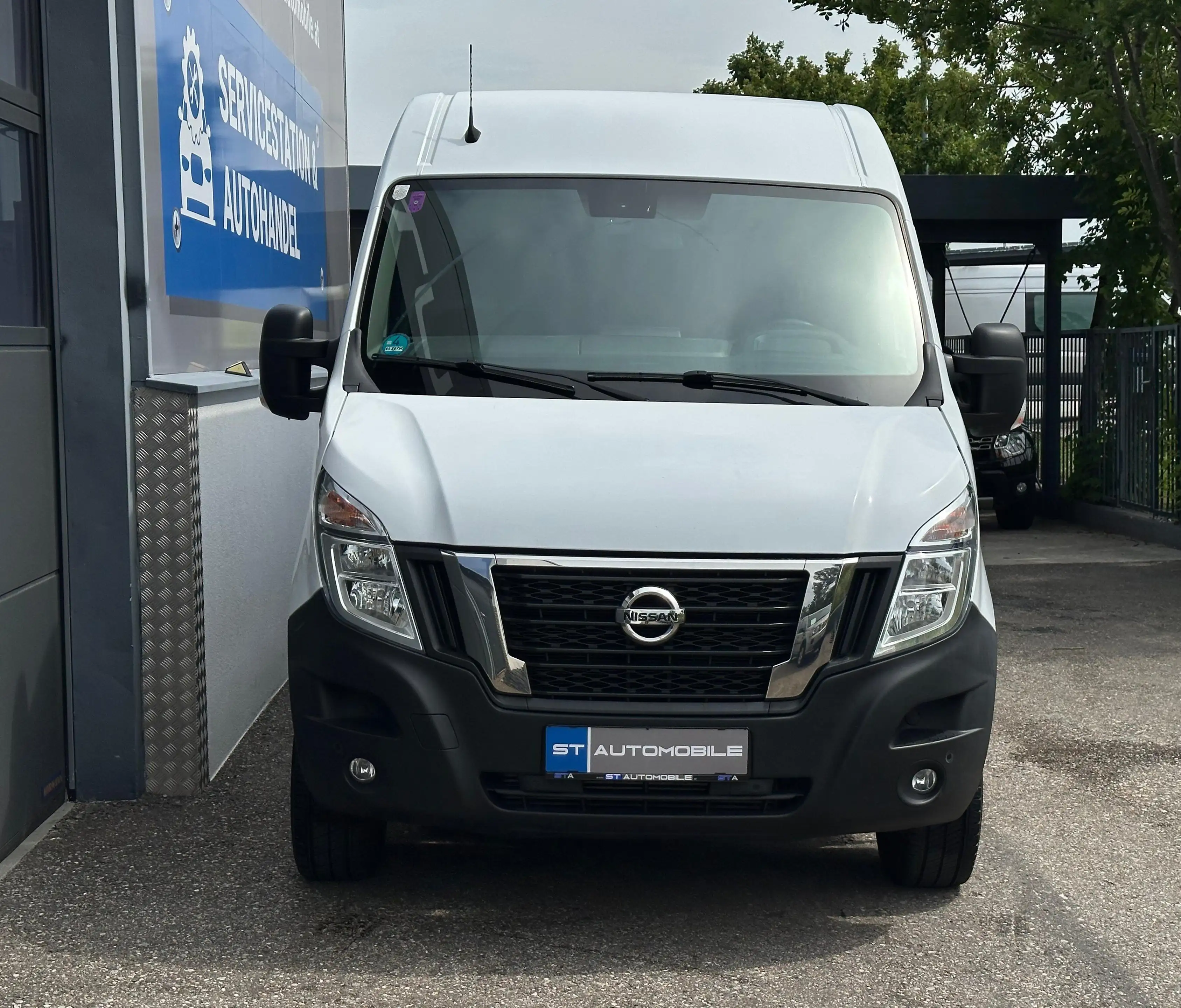 Nissan NV400 Kastenwagen L4H2 2,3dci 4x4 // 1.BESITZ // — photo 3