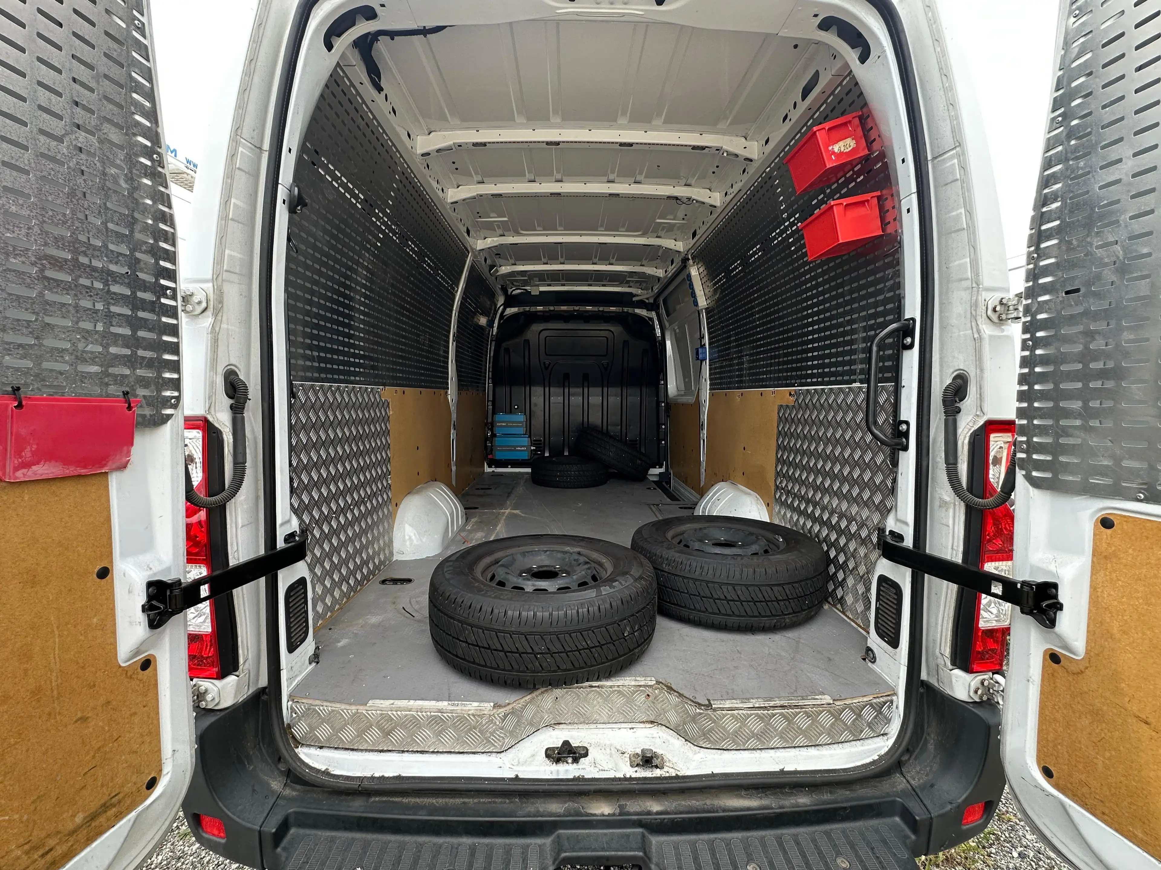 Nissan NV400 Kastenwagen L4H2 2,3dci 4x4 // 1.BESITZ // — photo 8
