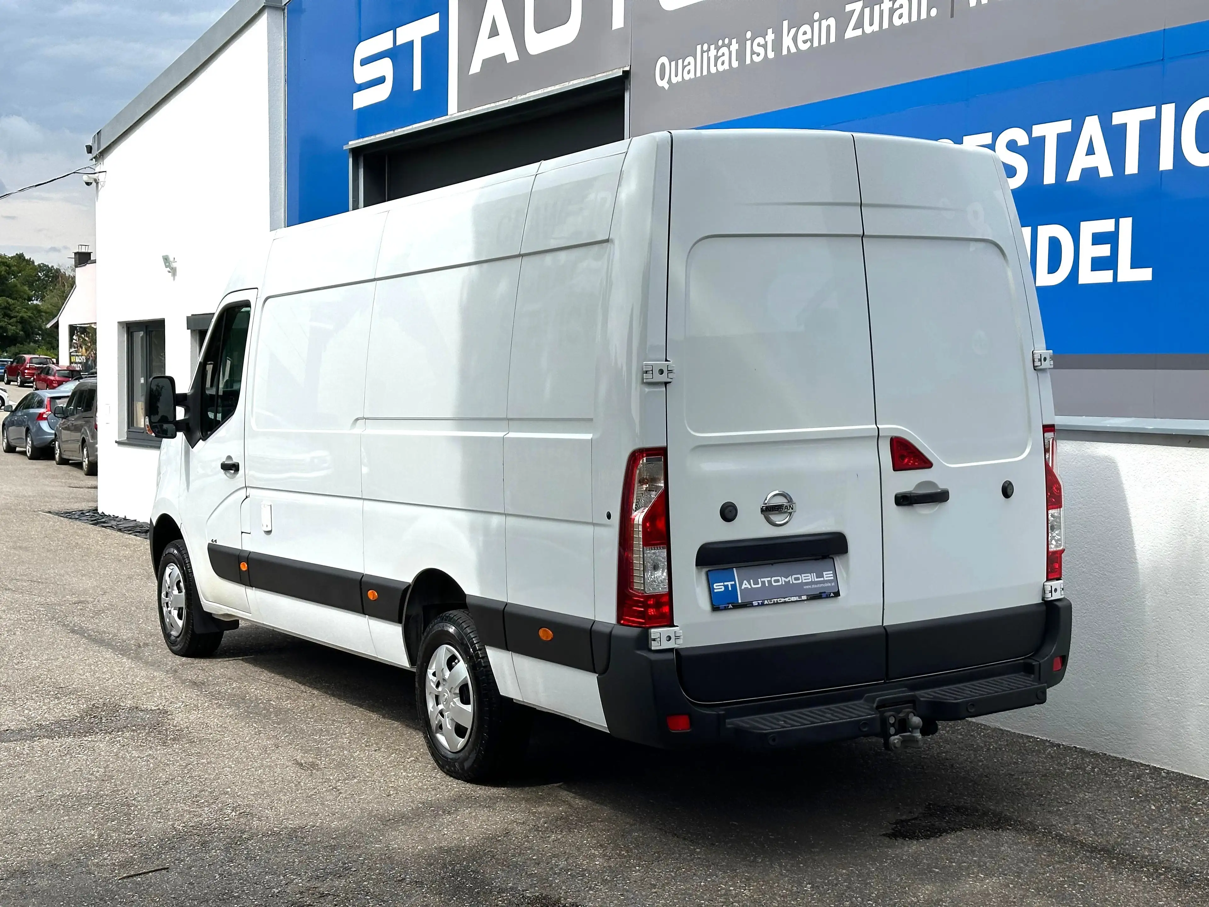 Nissan NV400 Kastenwagen L4H2 2,3dci 4x4 // 1.BESITZ // — photo 6