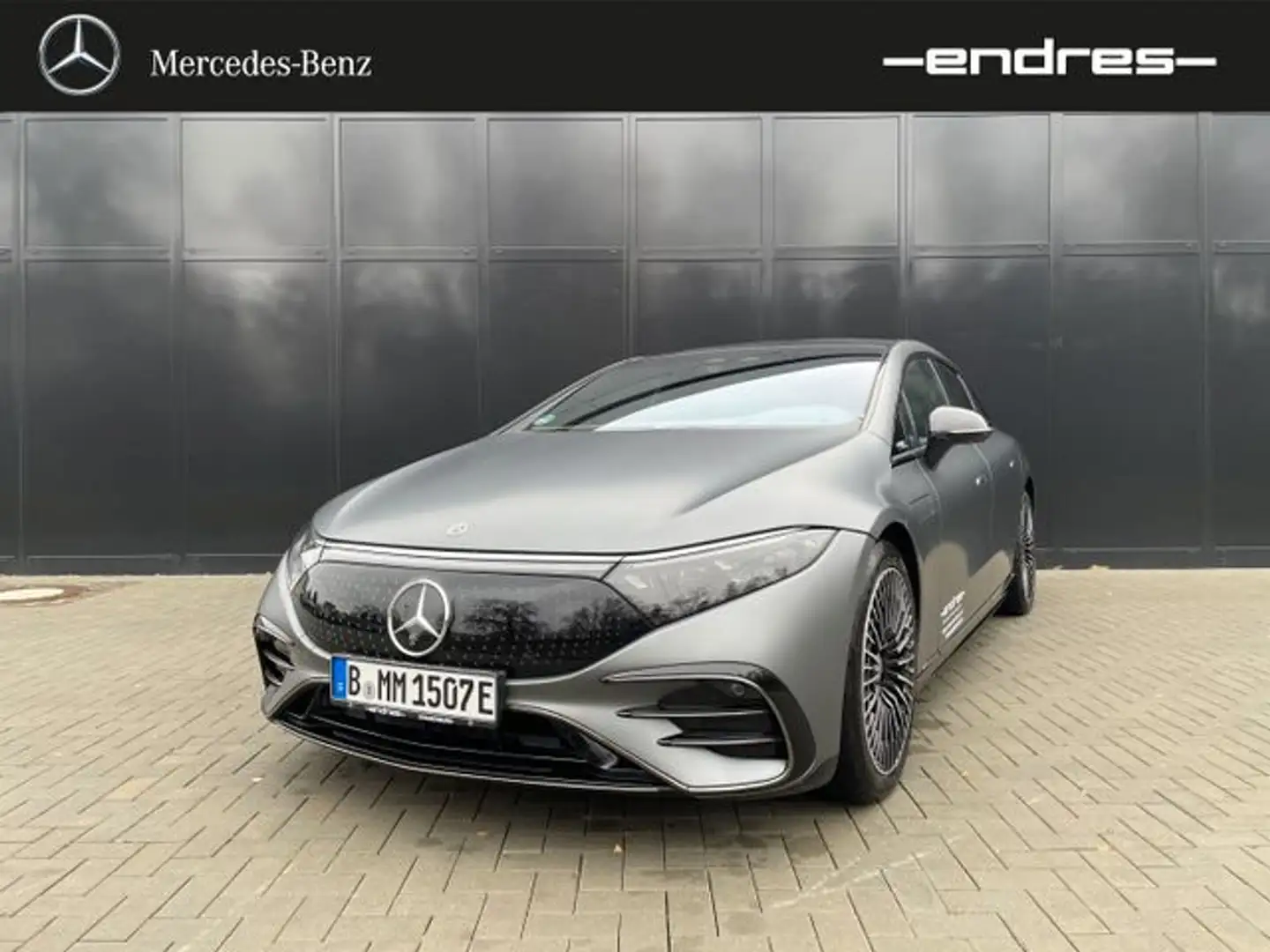 Mercedes-Benz EQS 580 4Matic AMG Line +PANO+MBUX+360°+DISTRON+ Grau - 1