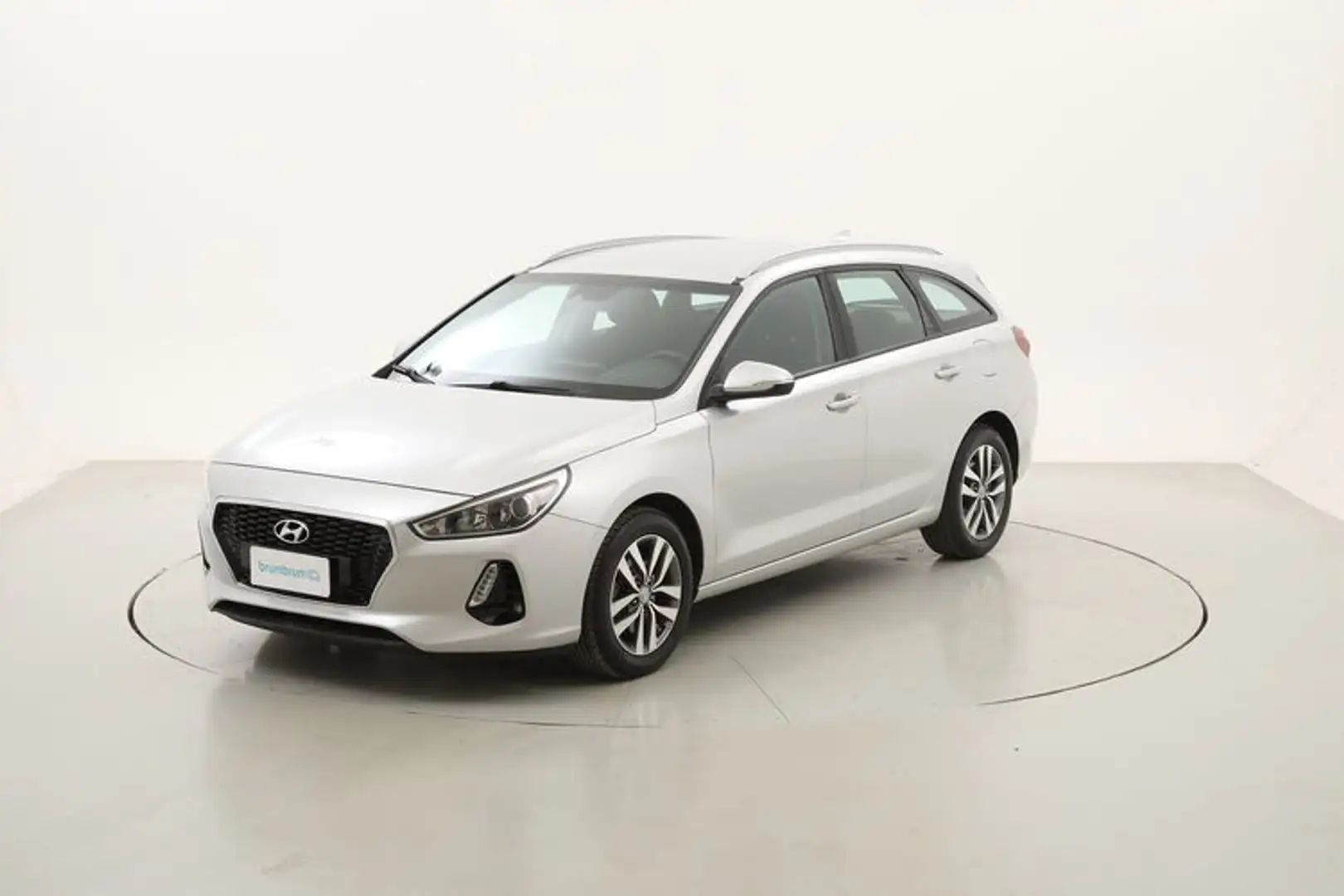 Hyundai i30 Wagon Business 1.6 Diesel 110CV Plateado - 1
