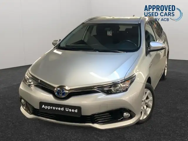 Toyota Auris TS