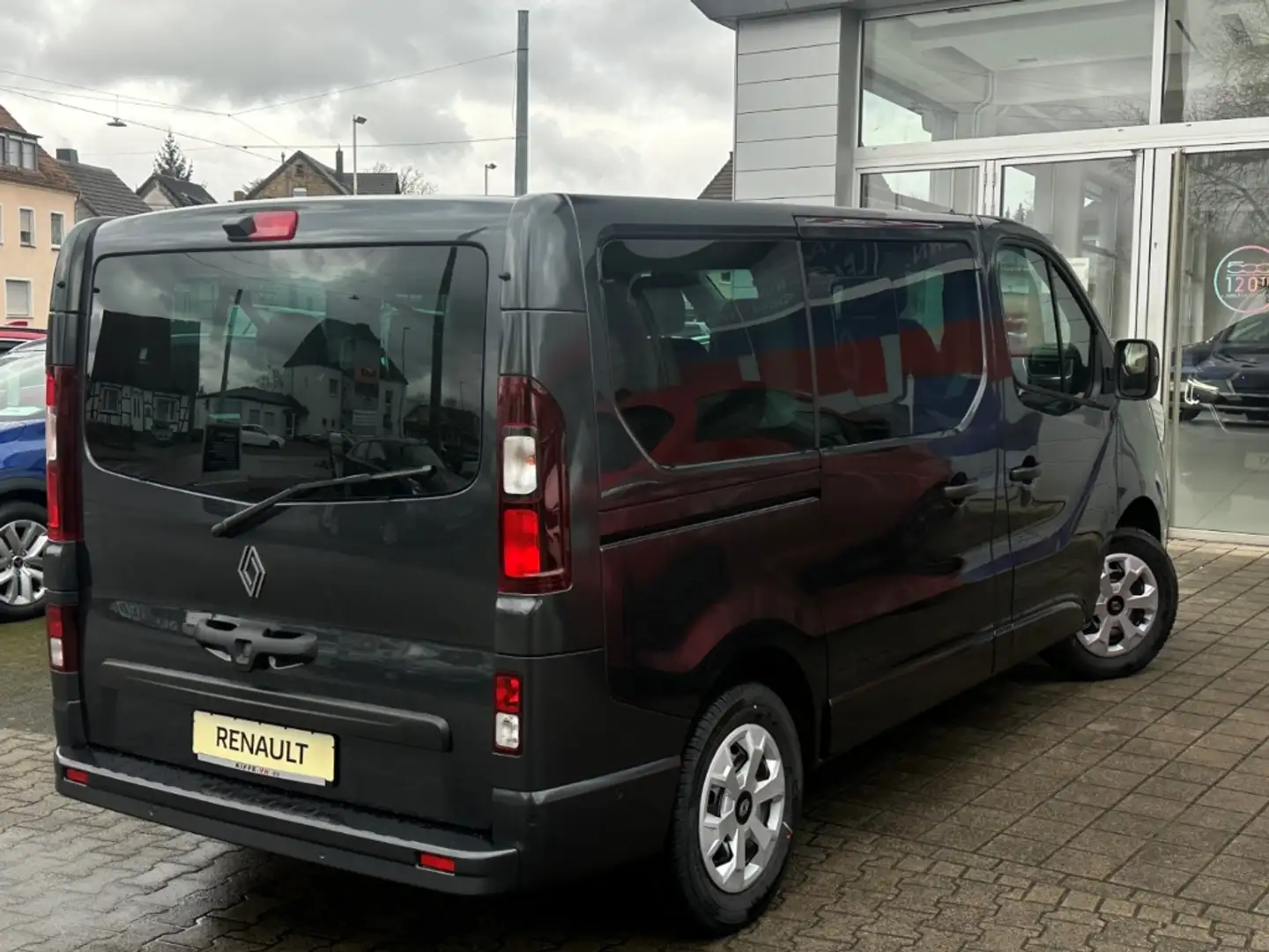 Renault Trafic Evolution Blue dCi 170 EDC NAVI SHZ KAMERA digital Grau - 2