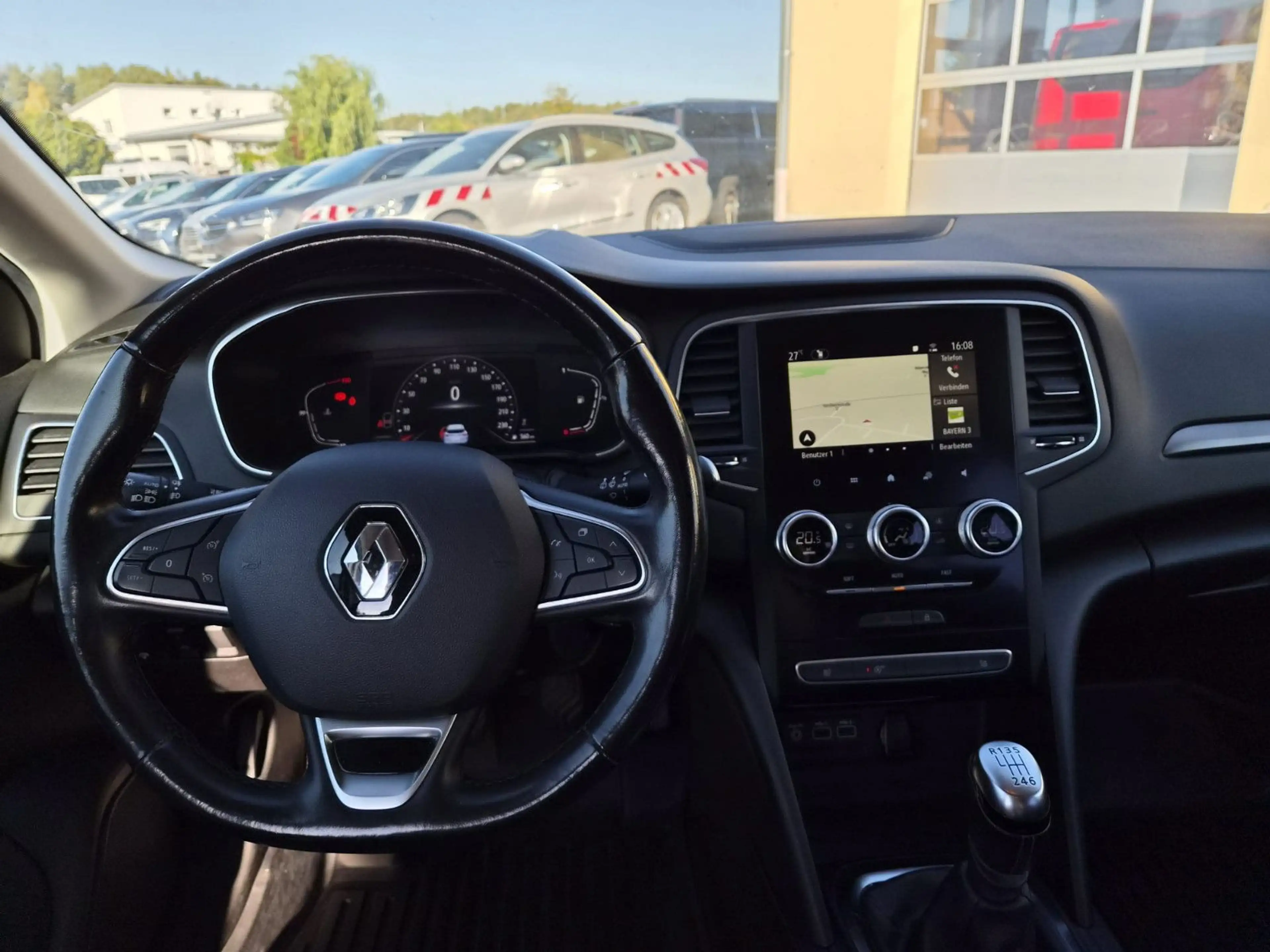Renault Megane IV Grandtour BusinessEdition*Kamera*1Hand — photo 10