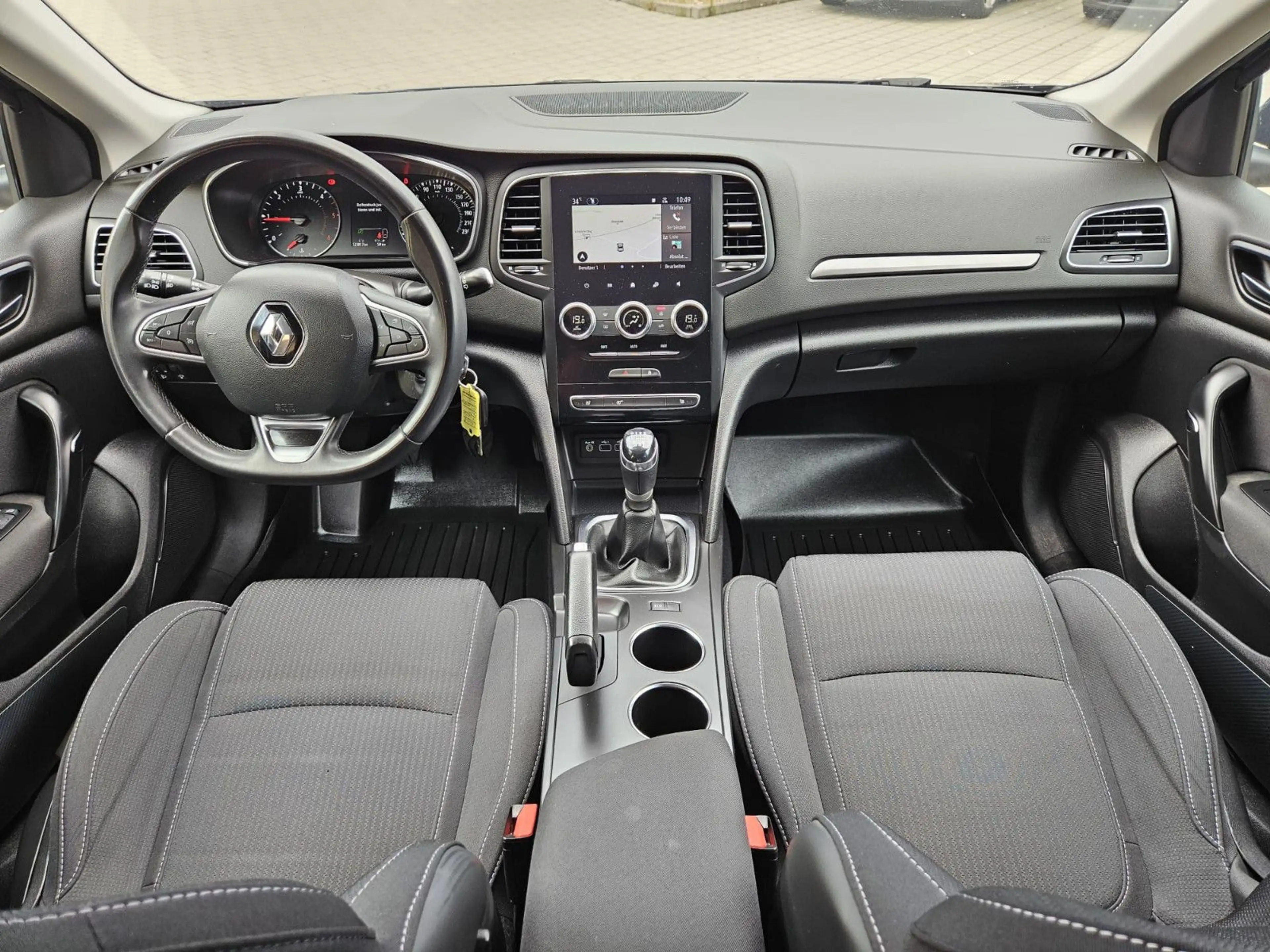 Renault Megane IV Grandtour BusinessEdition*Kamera*1Hand — photo 9