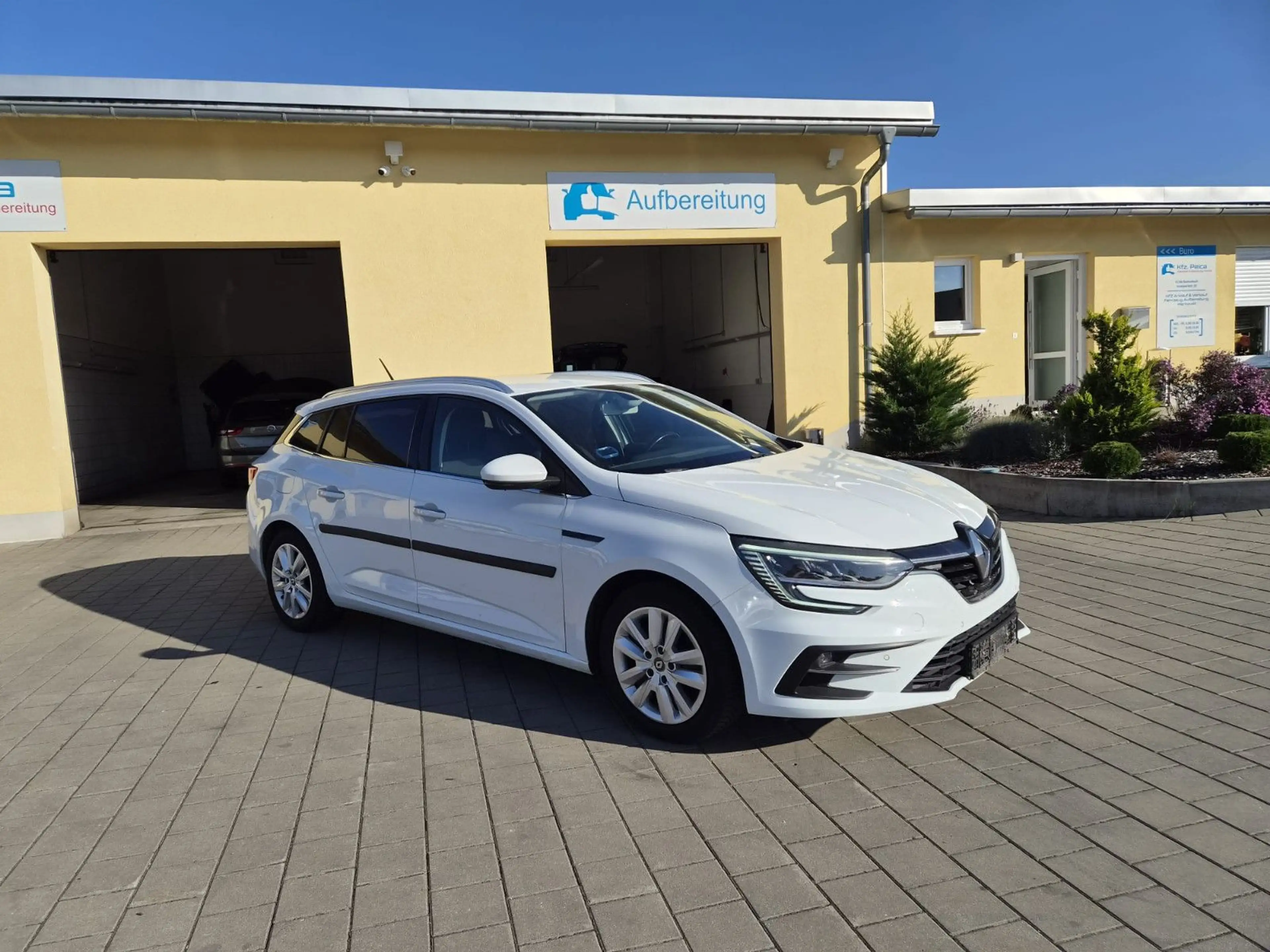 Renault Megane IV Grandtour BusinessEdition*Kamera*1Hand