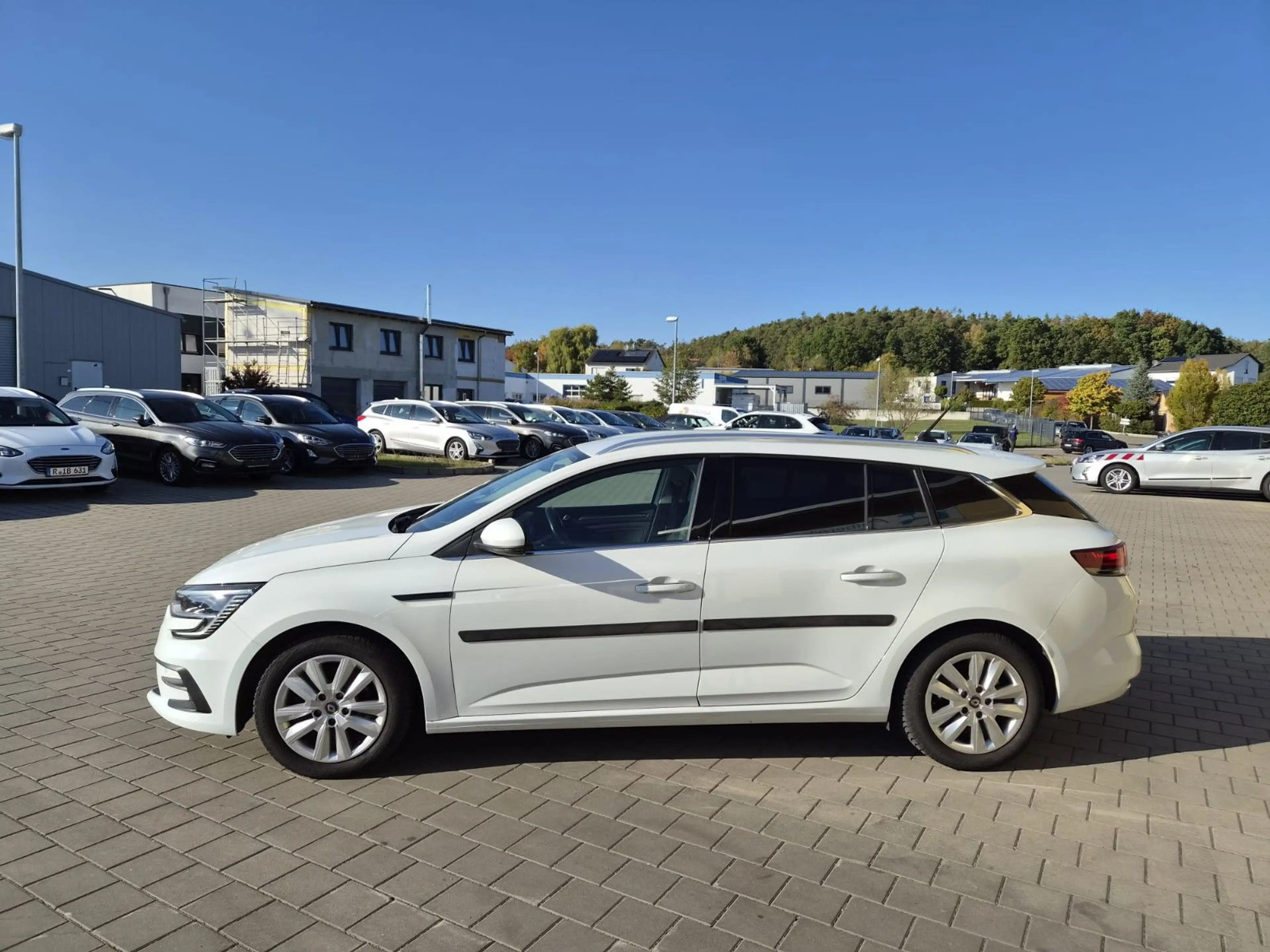Renault Megane IV Grandtour BusinessEdition*Kamera*1Hand — photo 4