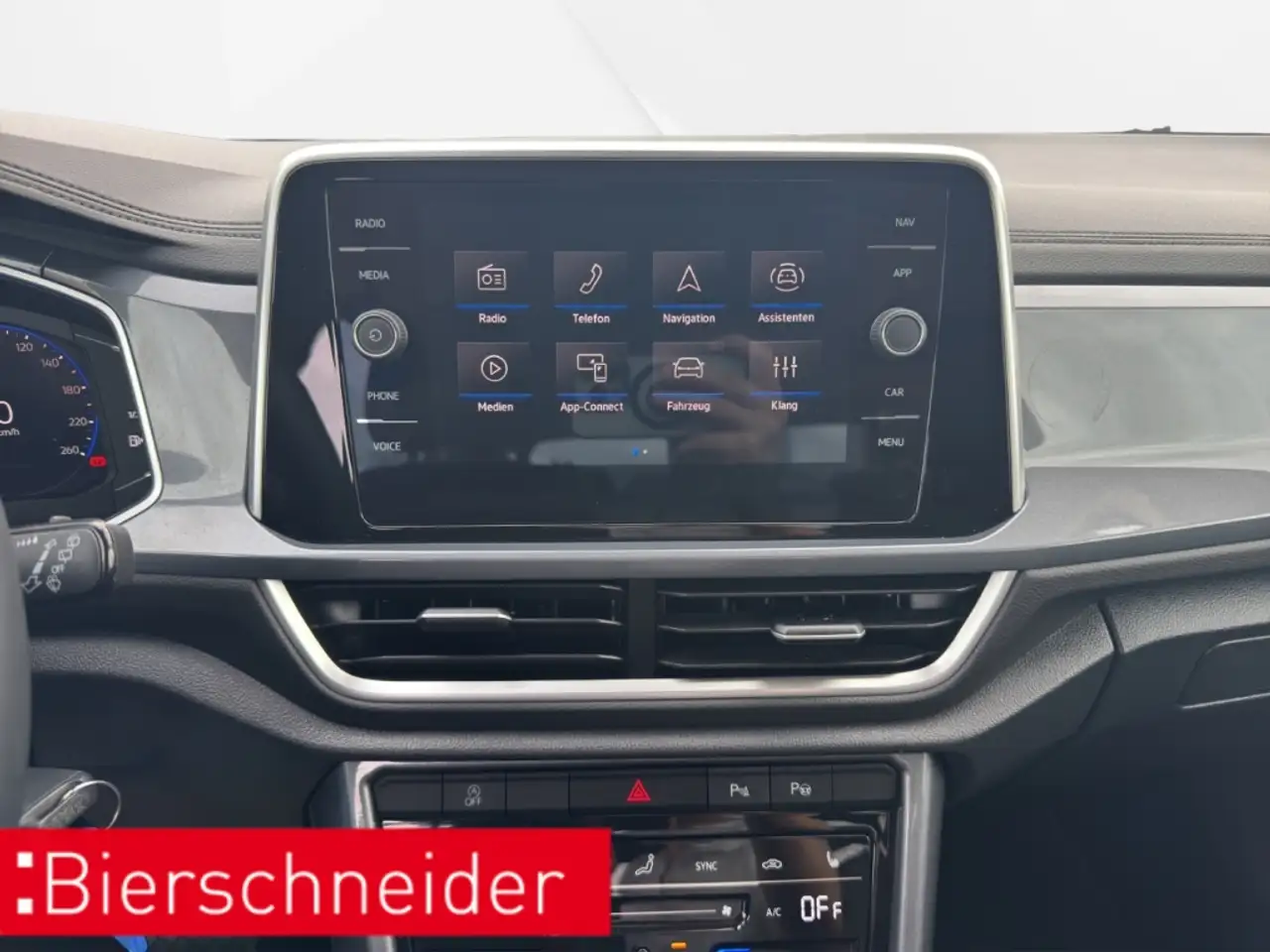 Volkswagen T-Roc 1.5 TSI DSG Style DIGITAL COCKPIT PRO LED NAVI 17 17