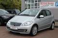 Mercedes-Benz A 200 CDI Elegance Aut./Bi-XENON/PDC/ALU/1.HAND Silber - thumbnail 2