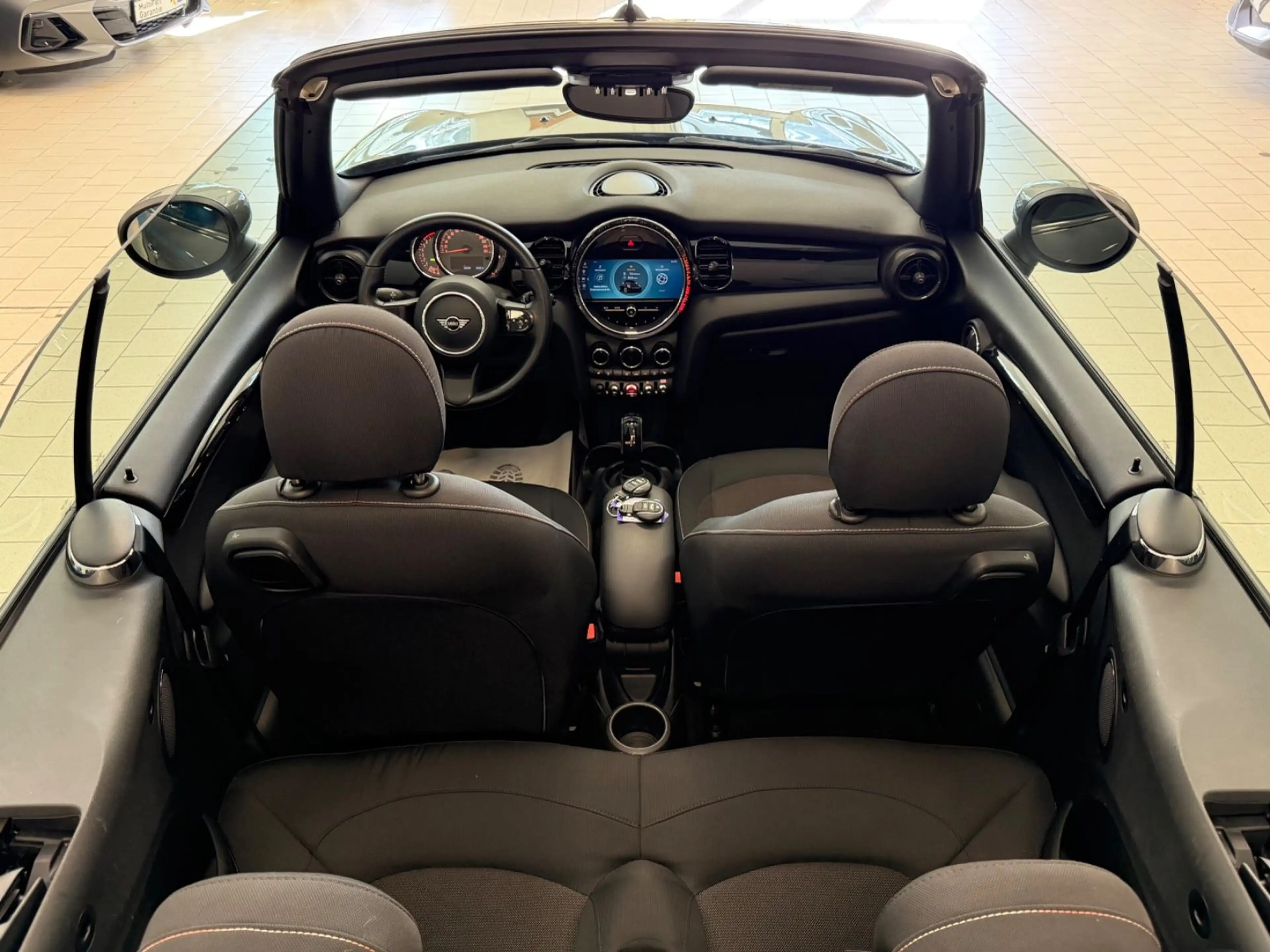 MINI Cooper Cabrio Ess Trim/Aut/KeyLess/LED/Ambiente — photo 15