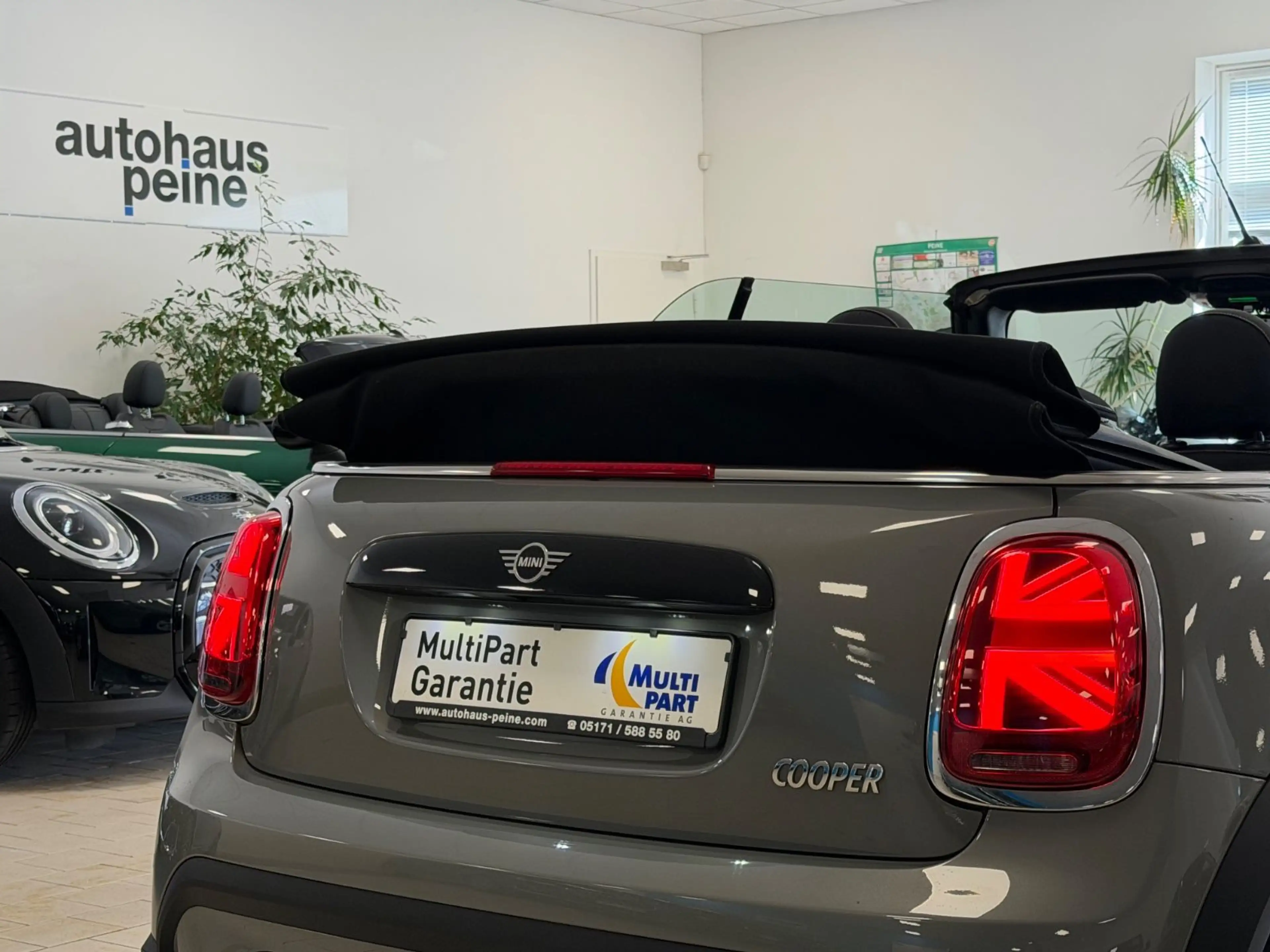 MINI Cooper Cabrio Ess Trim/Aut/KeyLess/LED/Ambiente — photo 12