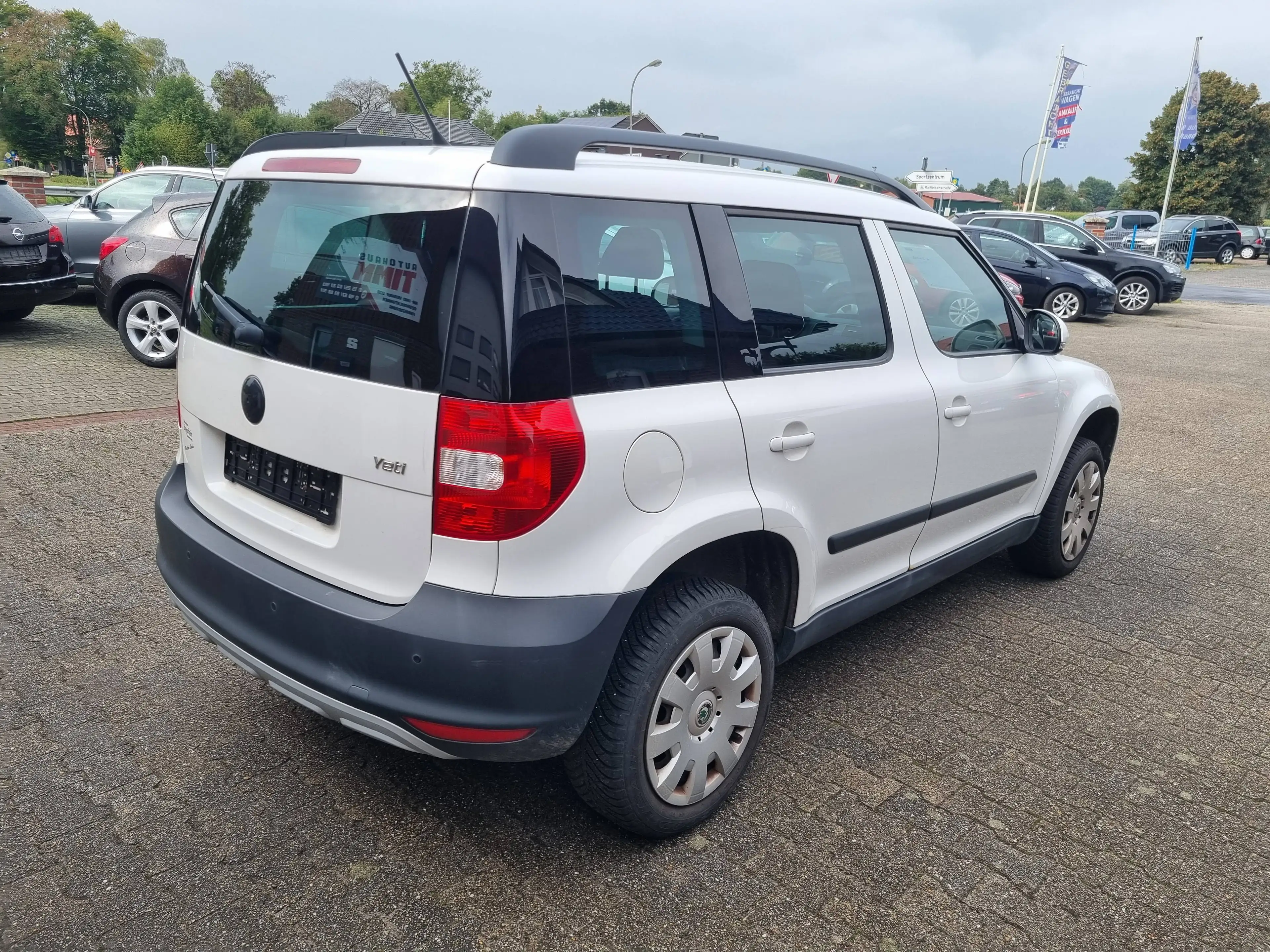 Skoda Yeti Yeti 1.2 TSI Active PLUS EDITION — photo 4