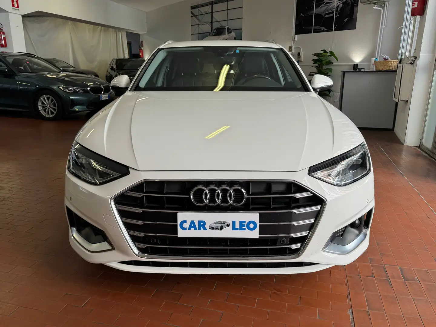 Audi A4 Avant 30 2.0 tdi mhev B.Advanced 136cv s-tronic Bianco - 2