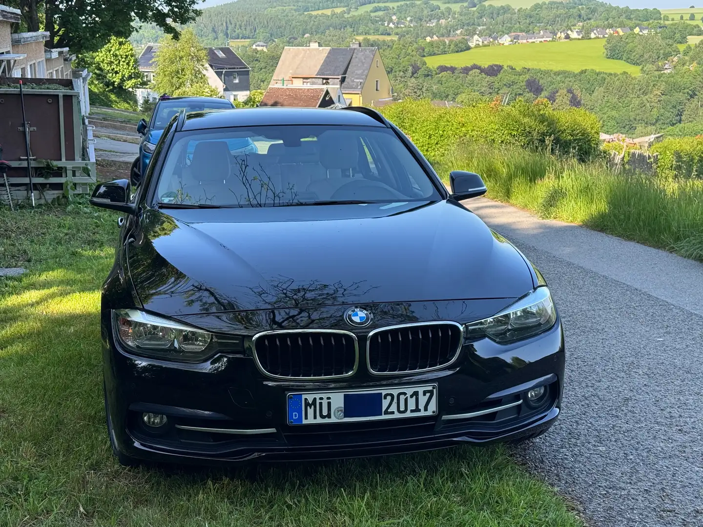 BMW 320 3er Touring 320i Touring Sport Line Czarny - 1