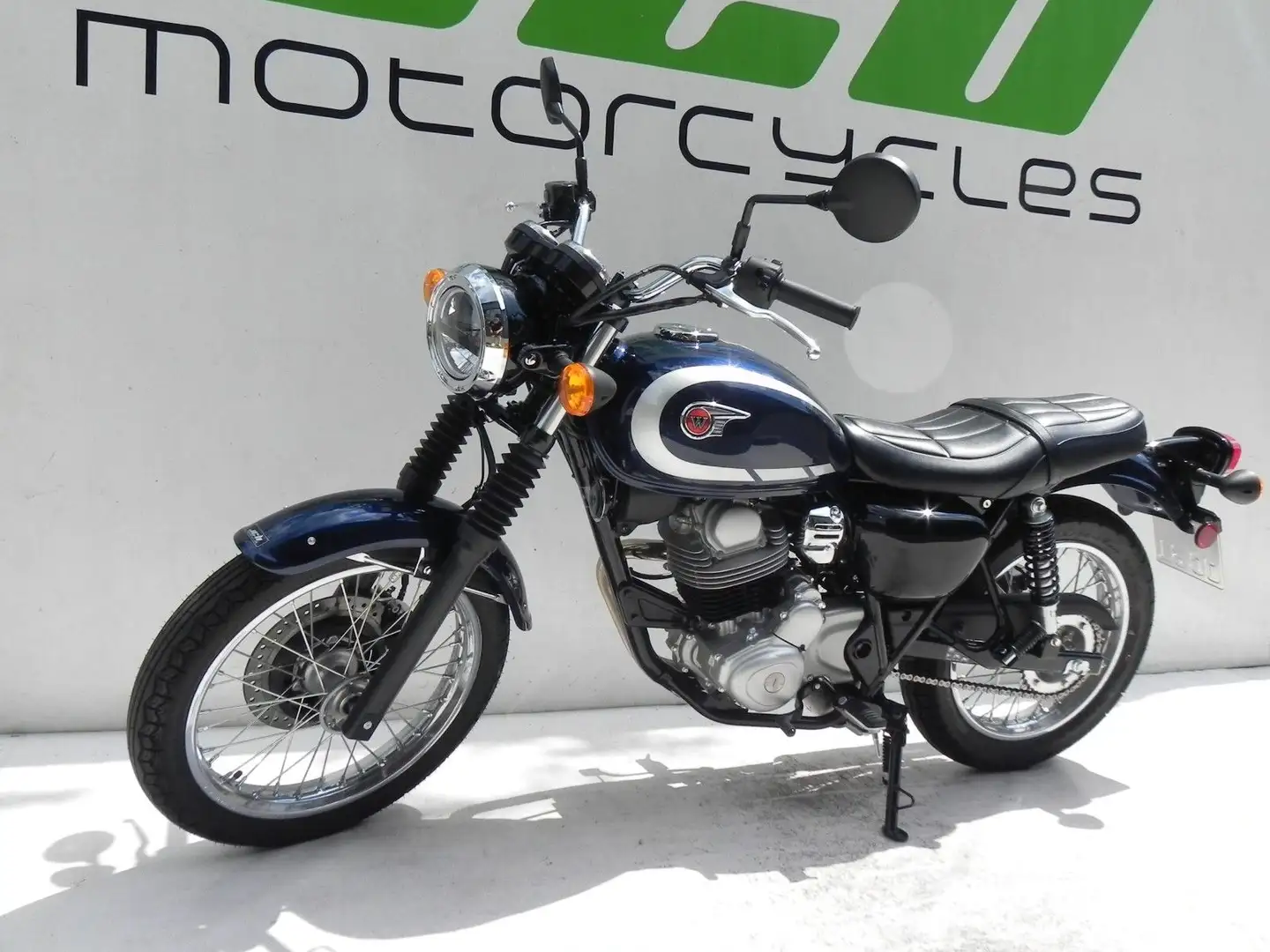 Kawasaki W 230 ABS - 2