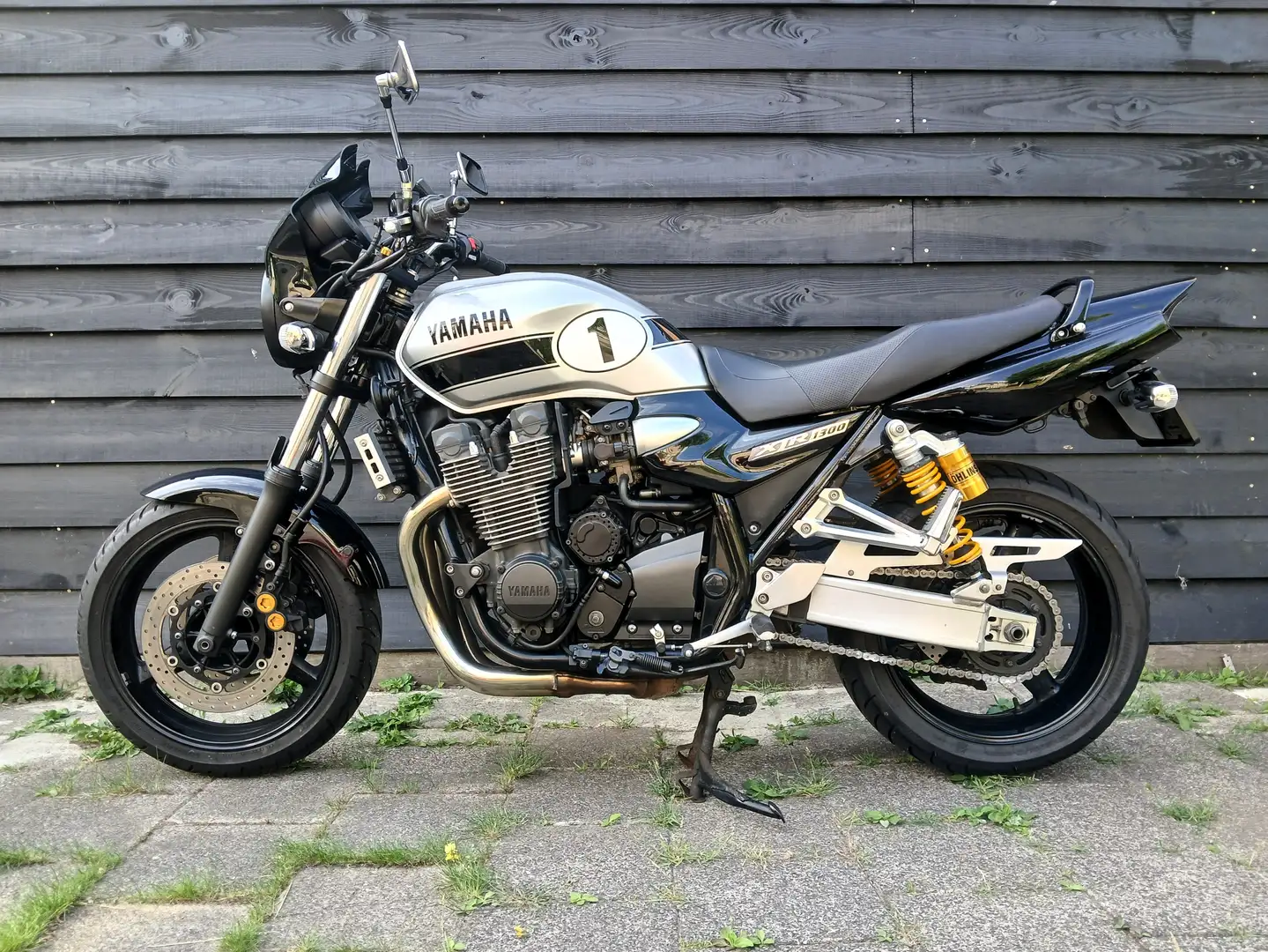 Yamaha XJR 1300 Yamaha XJR1300 - RP19 - Silver Tech Argento - 2