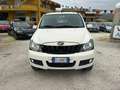 Mahindra Quanto 2.2 C8 4wd 5p.ti N1 Weiß - thumbnail 16