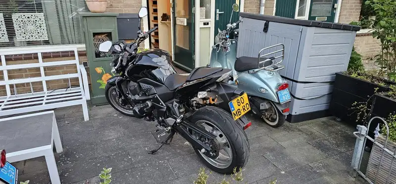 Kawasaki Z750 - foto 3
