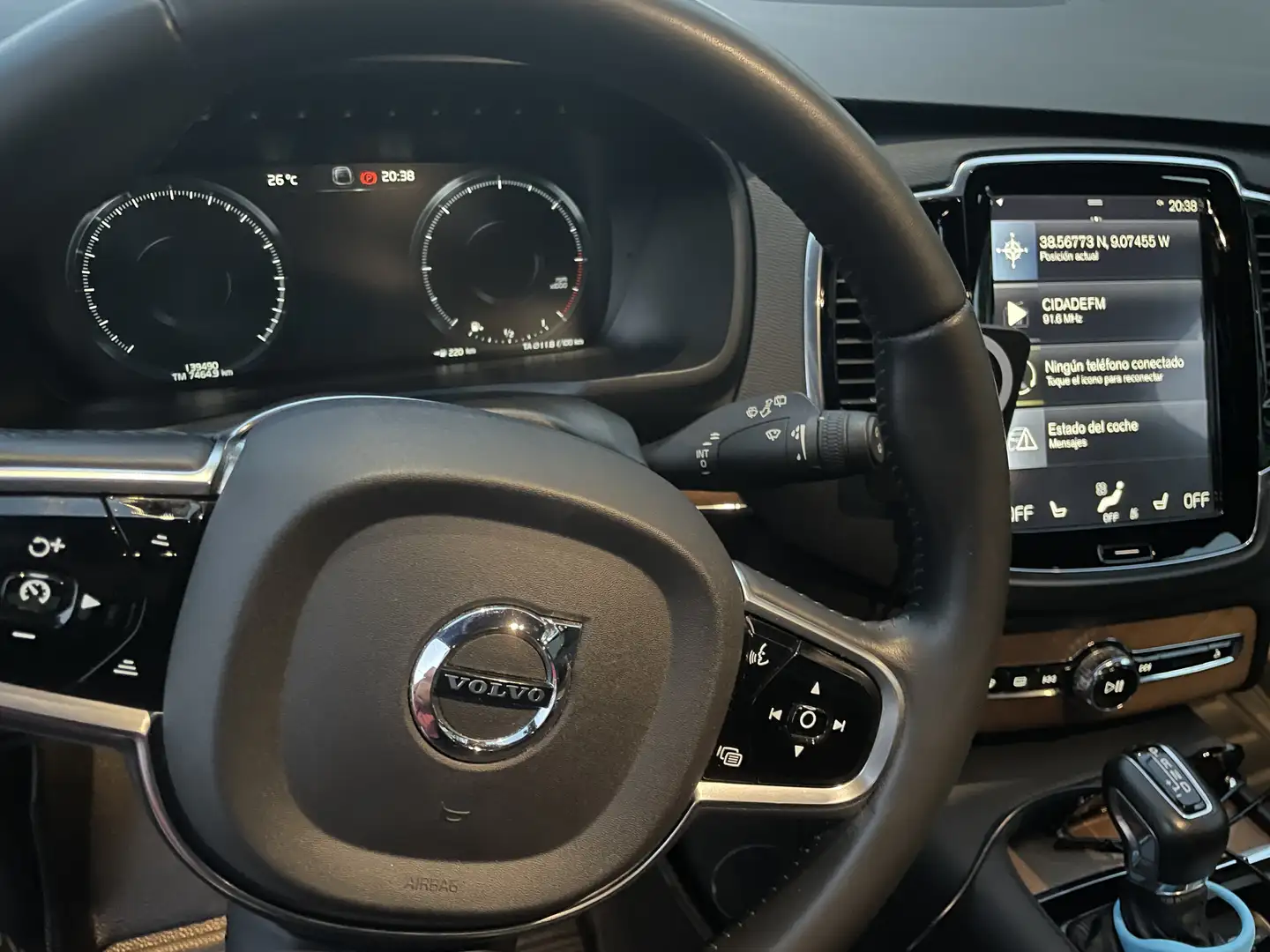 Volvo XC90 D5 Momentum AWD 225 Aut. - 2