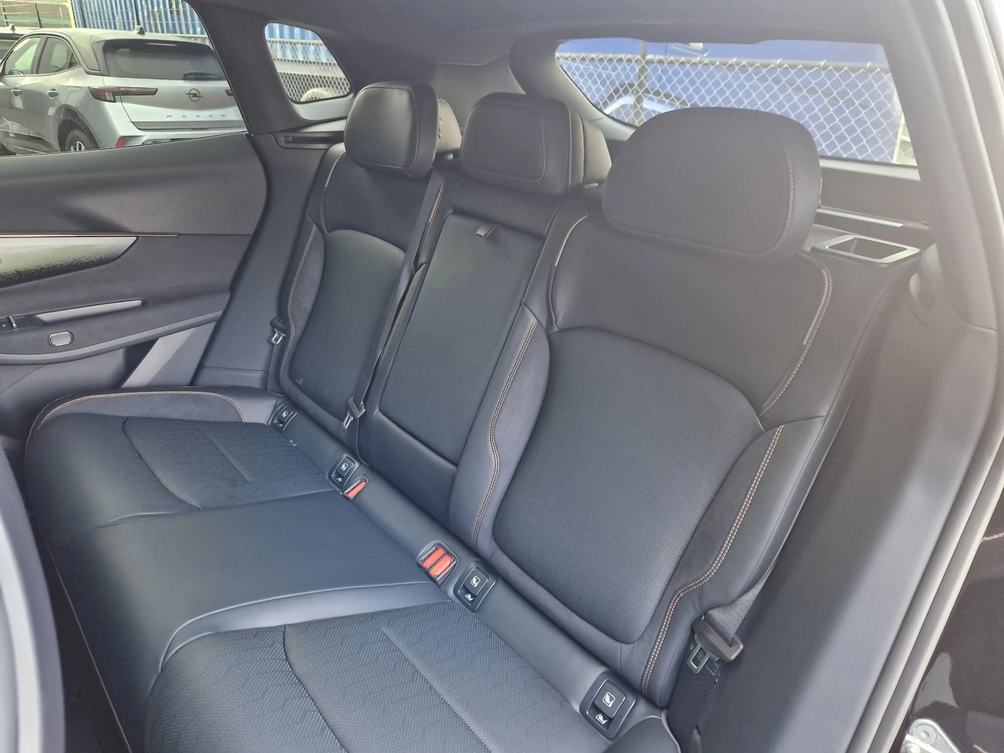 Lynk & Co 08 1.5 PHEV More /200 km WLTP /Direct beschikbaar. — photo 22