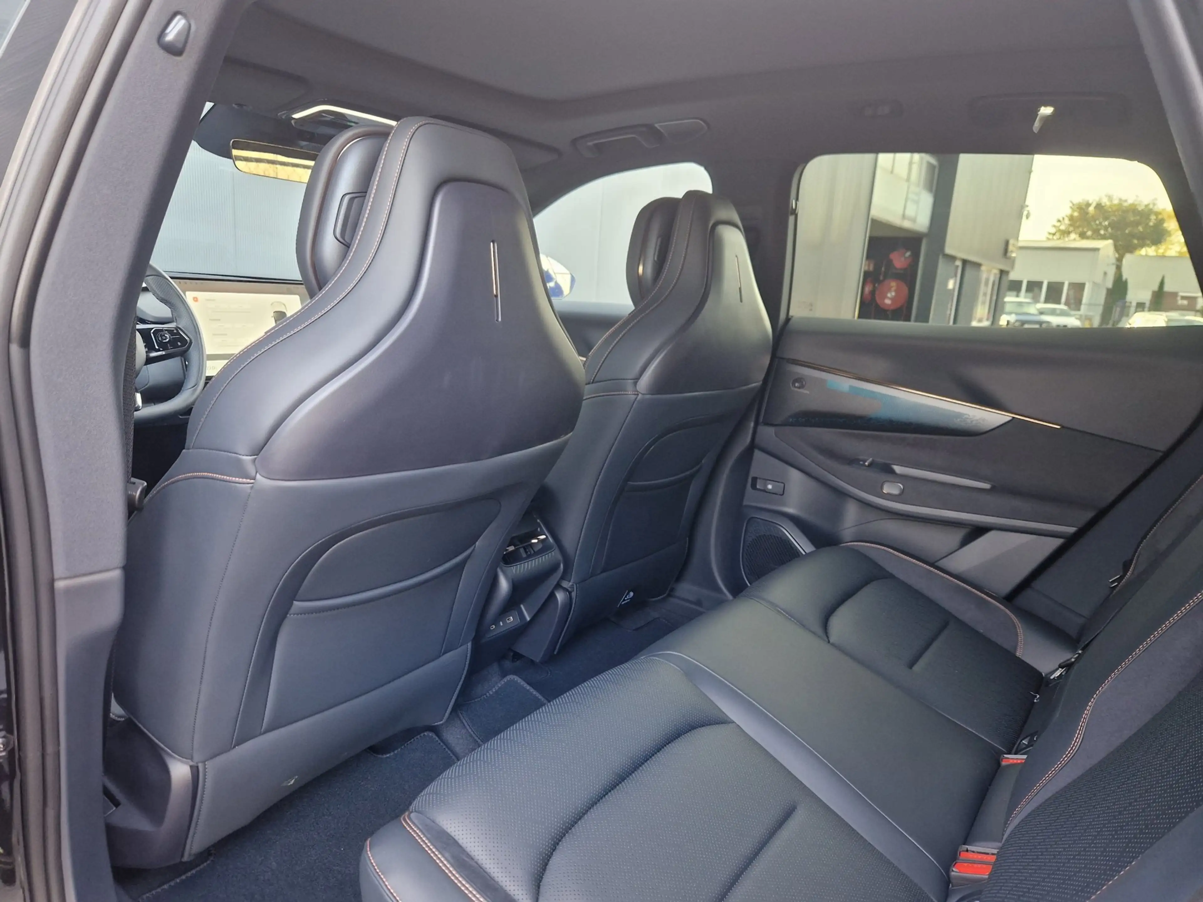 Lynk & Co 08 1.5 PHEV More /200 km WLTP /Direct beschikbaar. — photo 21