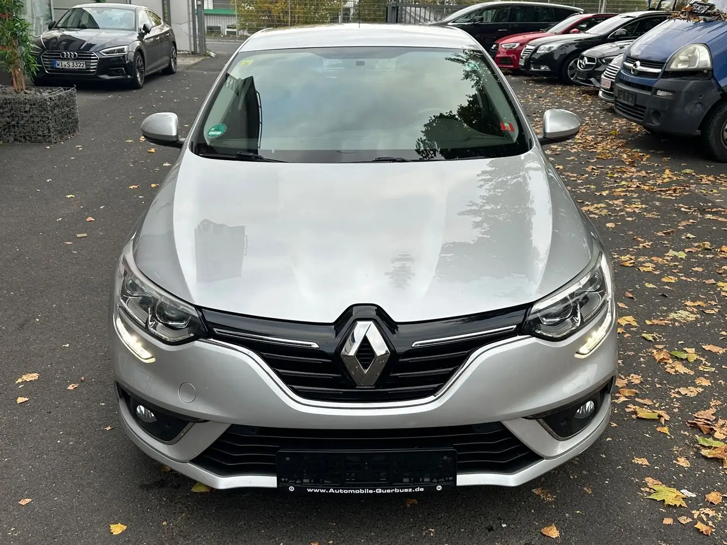 Renault Megane IV Lim. 5-trg. Experience Gris - 2