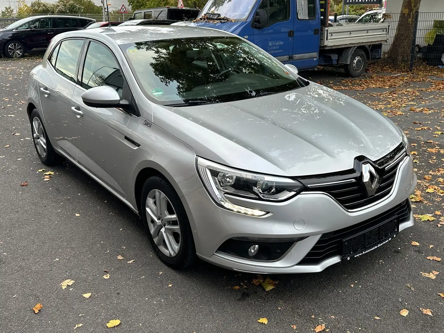 Renault Megane IV Lim. 5-trg. Experience Gris - 1