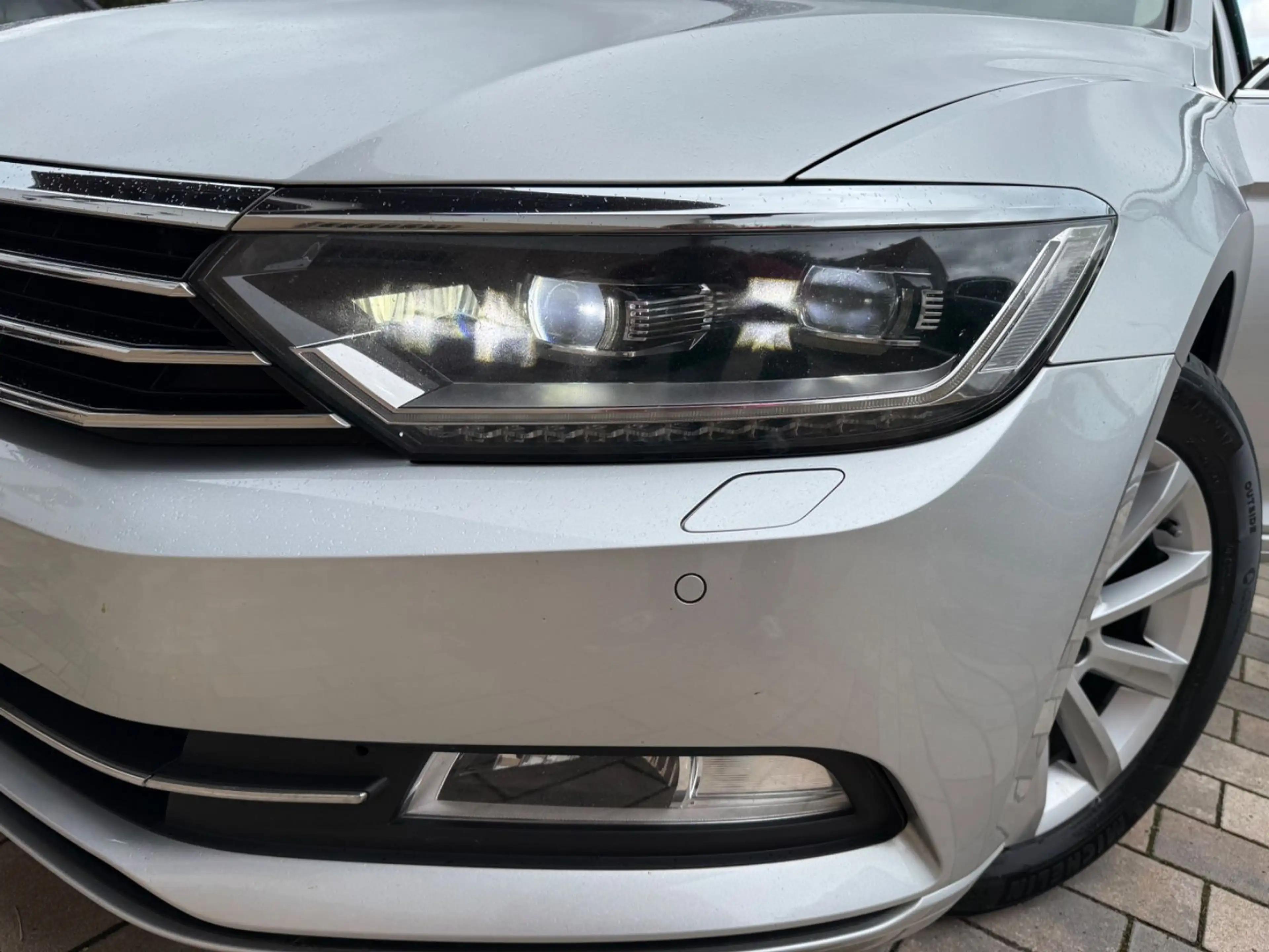 Volkswagen Passat Variant 2.0 TDI DSG/KEYLESS/PRO/FAP+ — photo 13