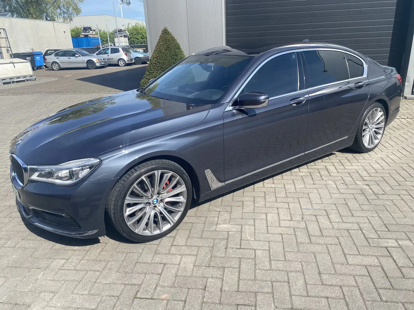 BMW 730 730Ld xDrive - 1