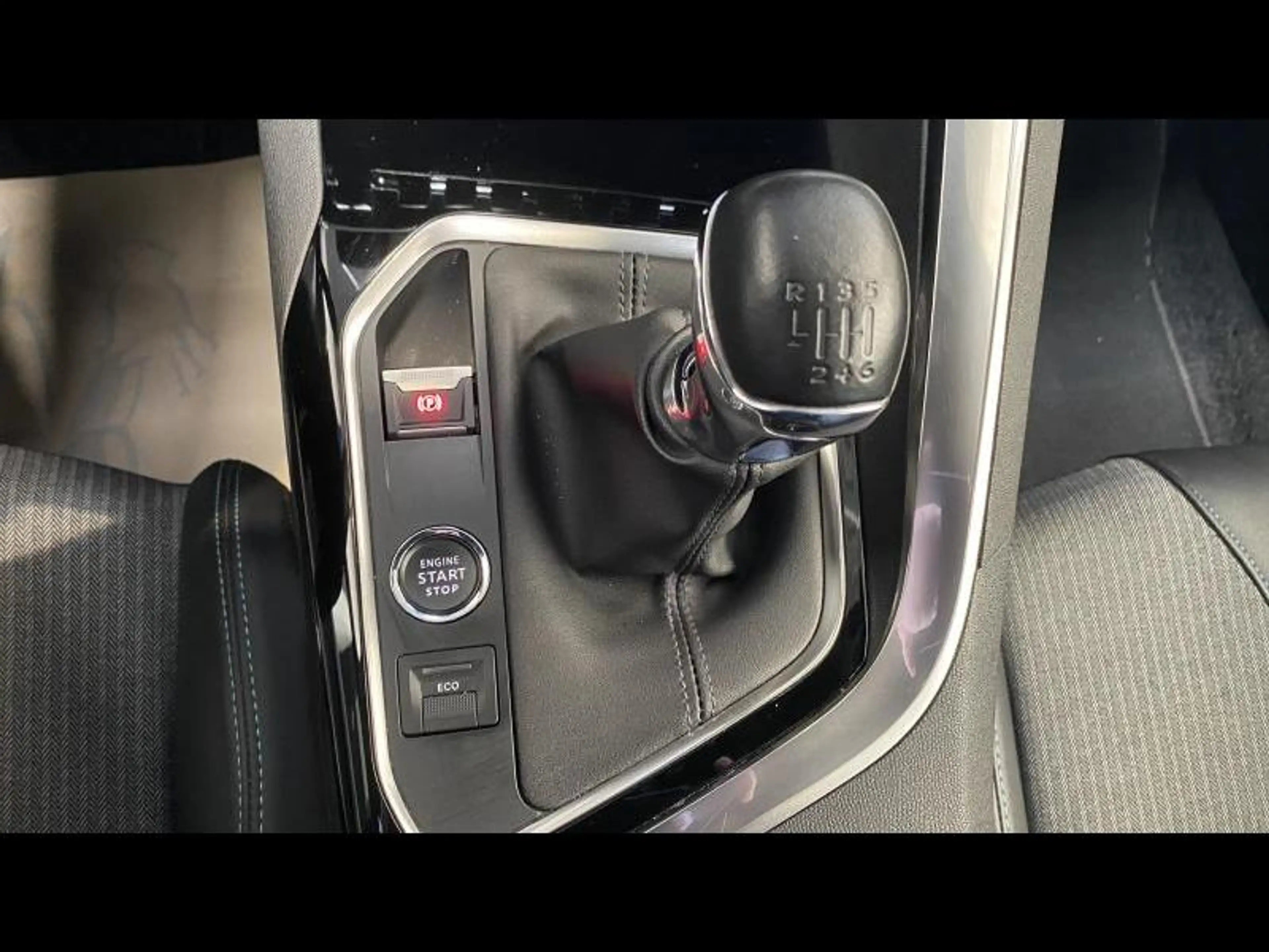Peugeot 3008 allure es 130 — photo 26