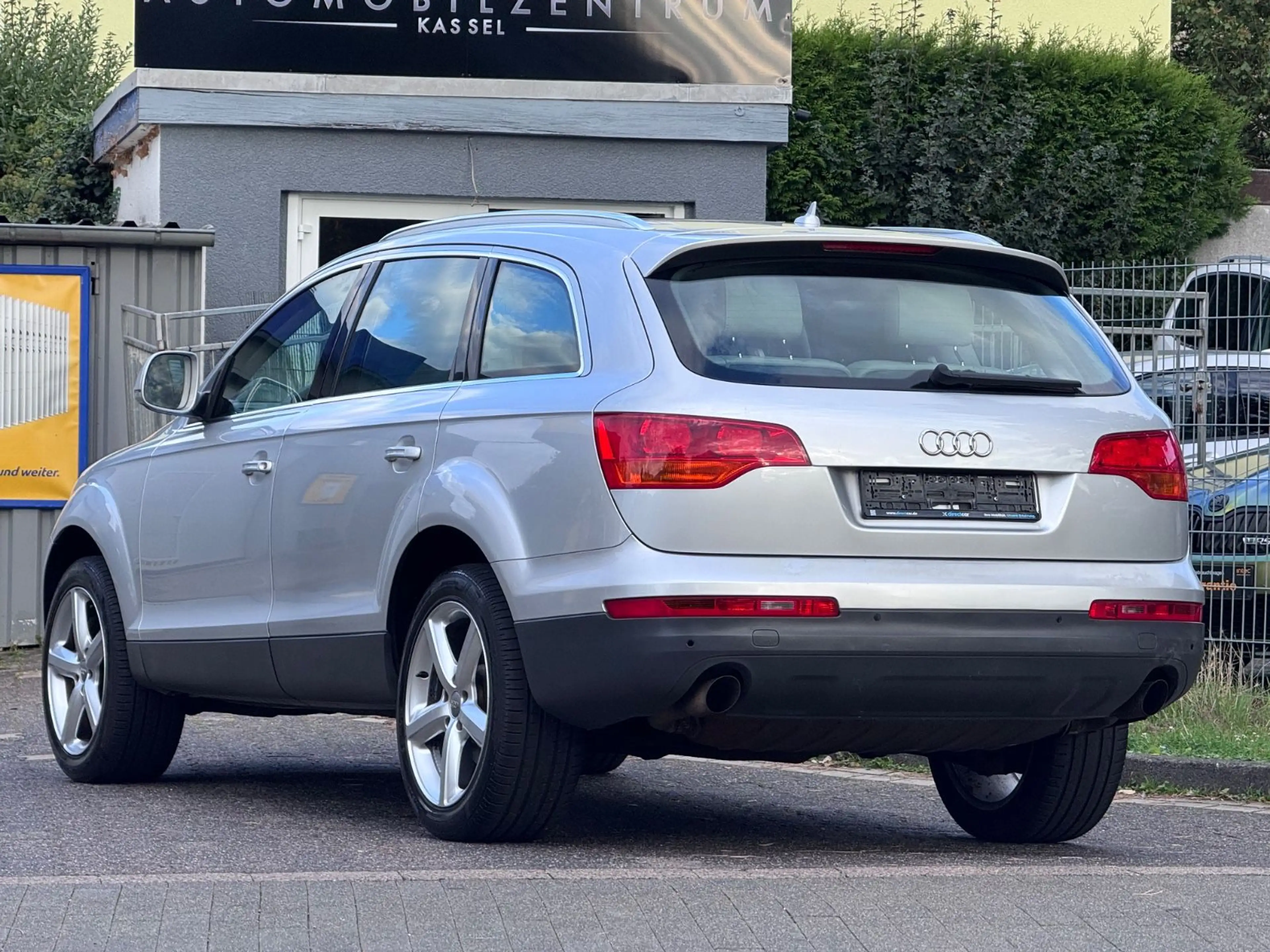 Audi Q7 3.0 TDI quattro Panorama-Glasdach, 7-Sitzer, — photo 3