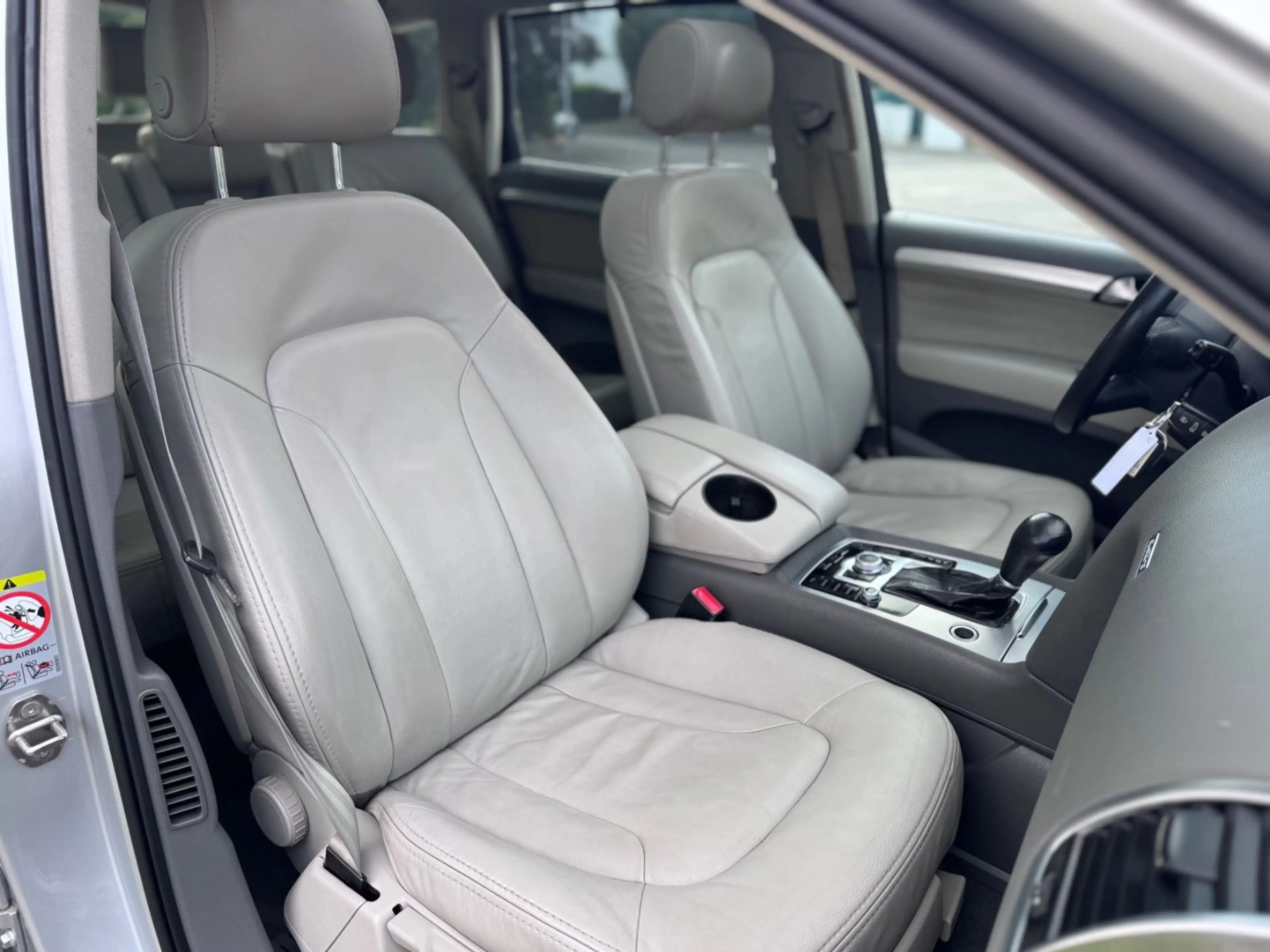 Audi Q7 3.0 TDI quattro Panorama-Glasdach, 7-Sitzer, — photo 14