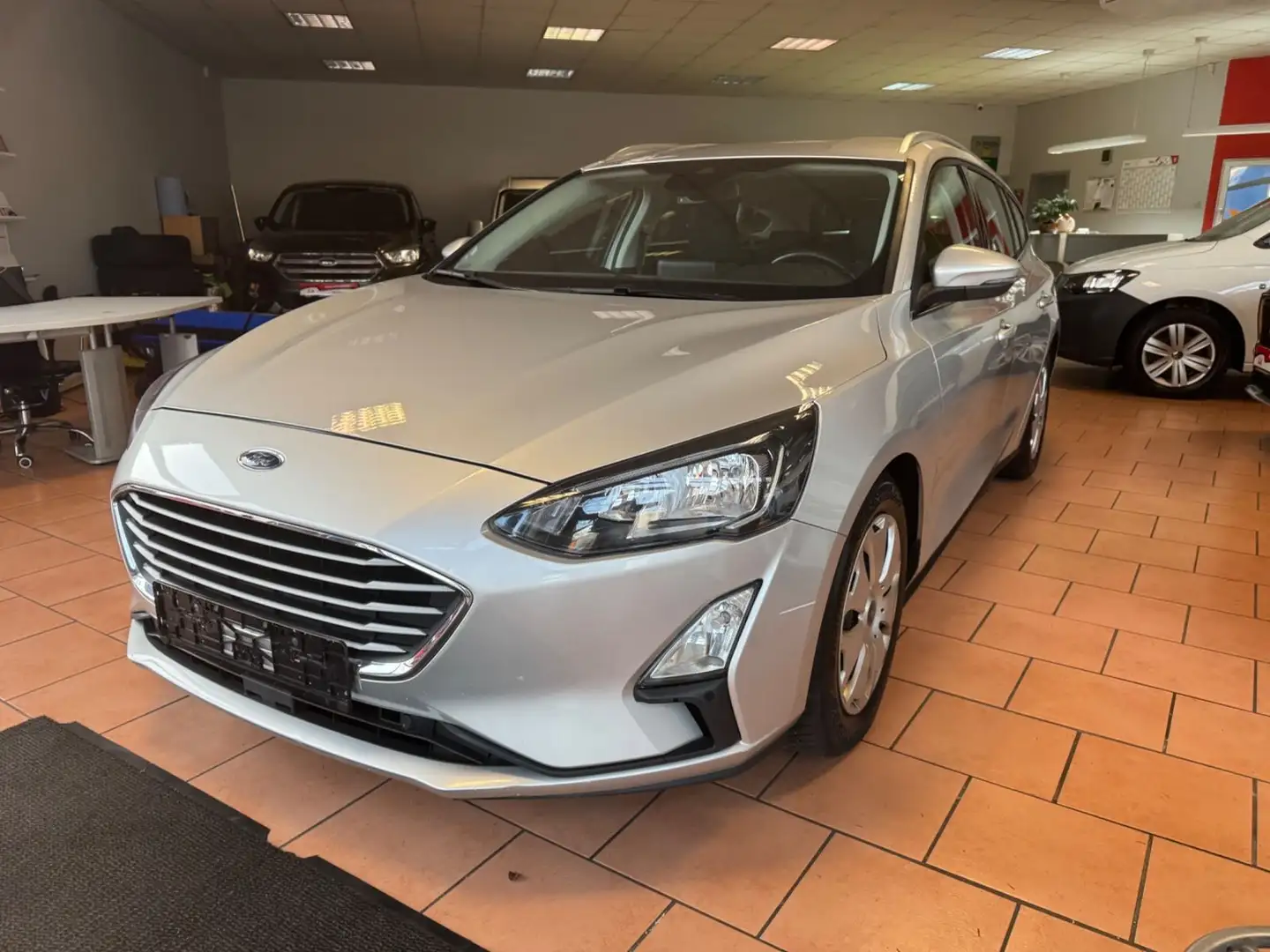 Ford Focus Turnier Cool & Connect Silber - 2