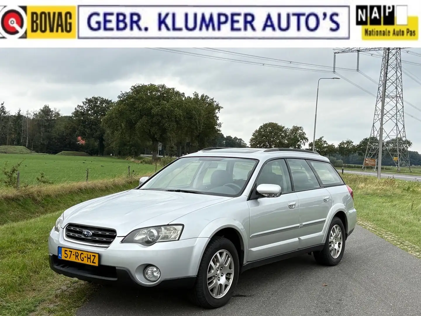 Subaru OUTBACK 2.5i, Pano, Cruise, ECC, Haak, Isofix, 19x Beurt Grau - 1