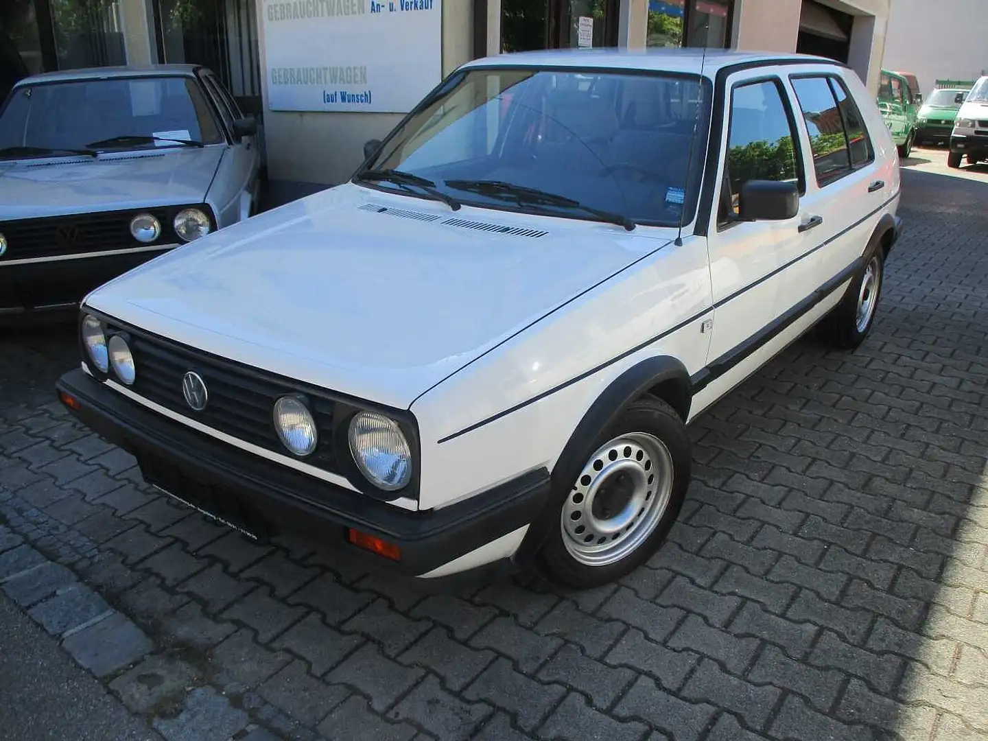 Volkswagen Golf 1,6 Memphis, rostfrei Weiß - 1