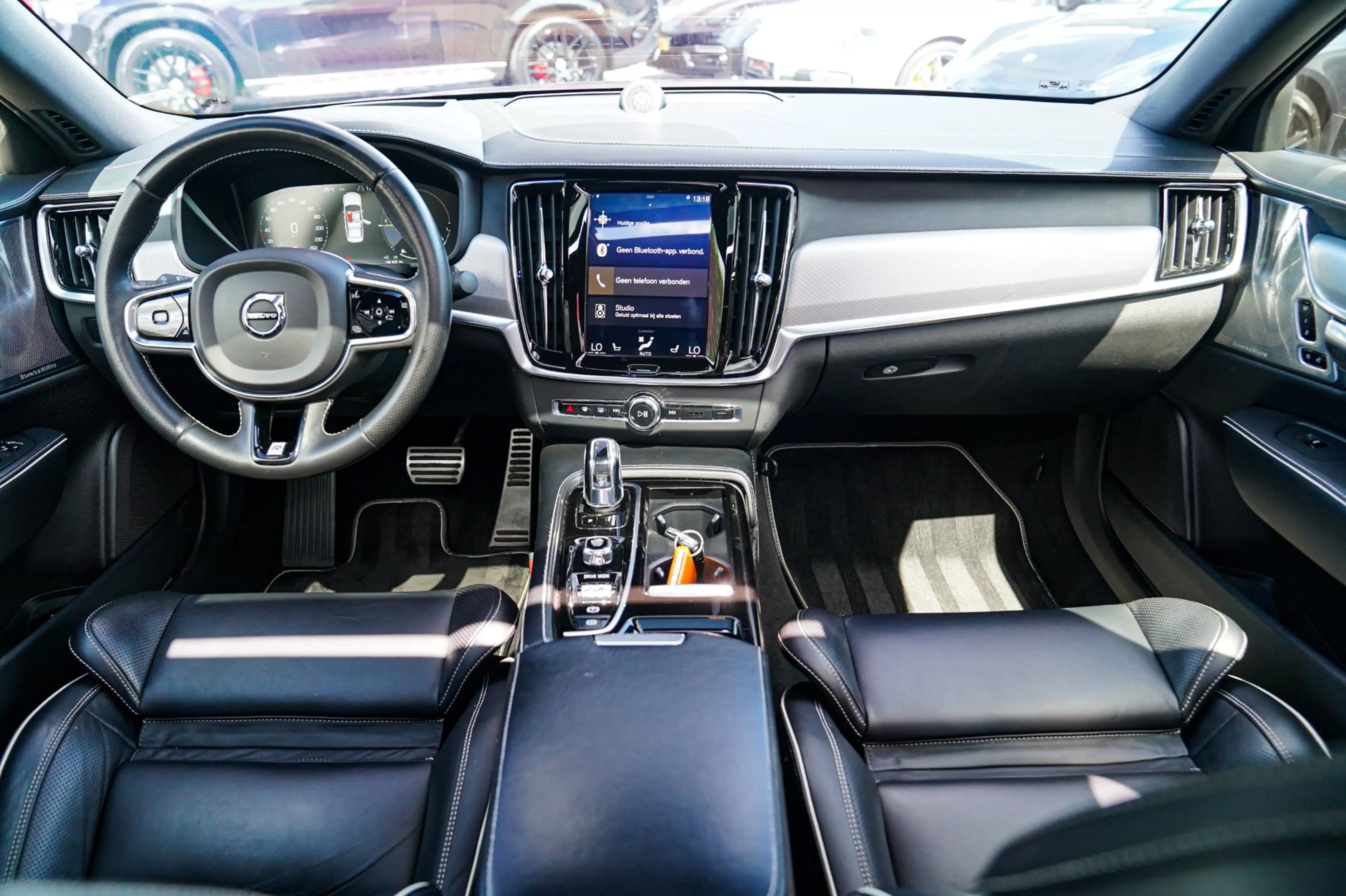 Volvo S90 2.0 T8 AWD R-design | VOSSEN Velgen | Schuifdak | — photo 3