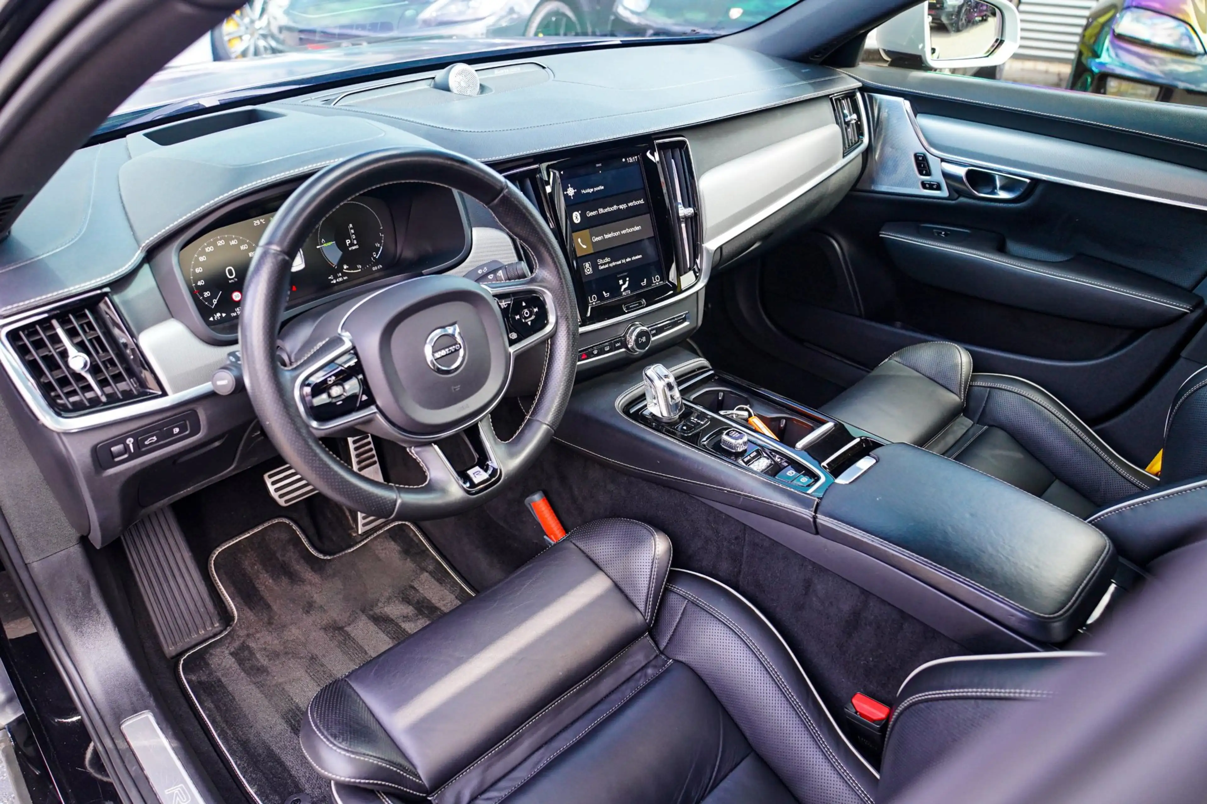 Volvo S90 2.0 T8 AWD R-design | VOSSEN Velgen | Schuifdak | — photo 31