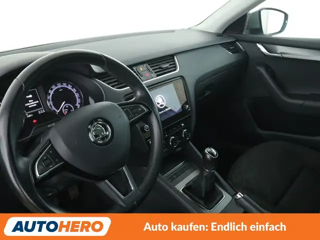 Skoda Octavia view 11
