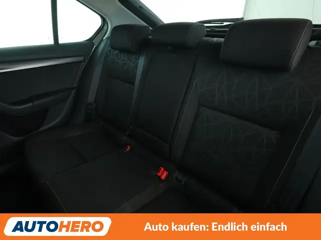 Skoda Octavia view 14