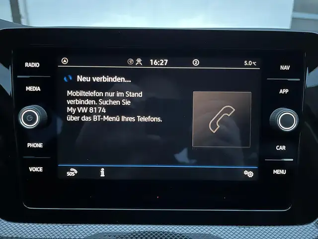 Volkswagen T-Cross view 11